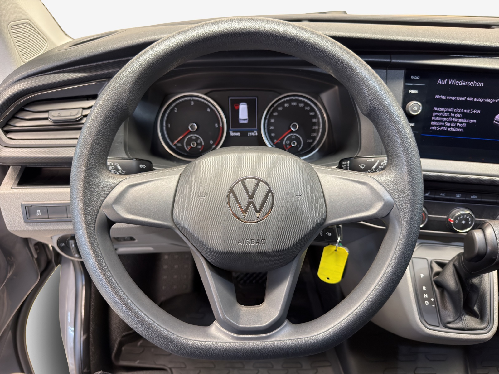 VW T6.1 2.0 Bi-TDI 4Motion DSG-image-9