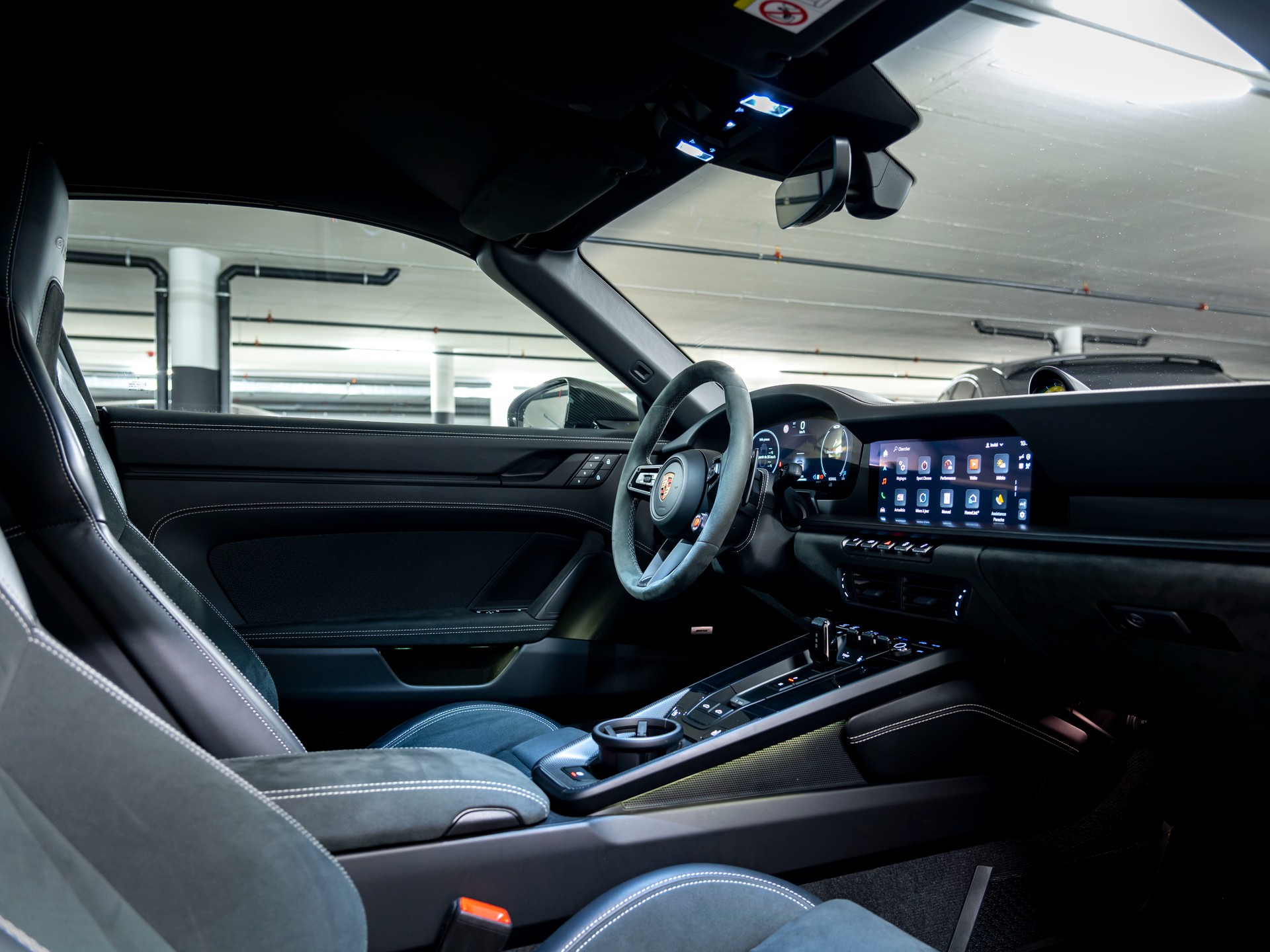 PORSCHE 911 Targa 4 GTS PDK-image-19