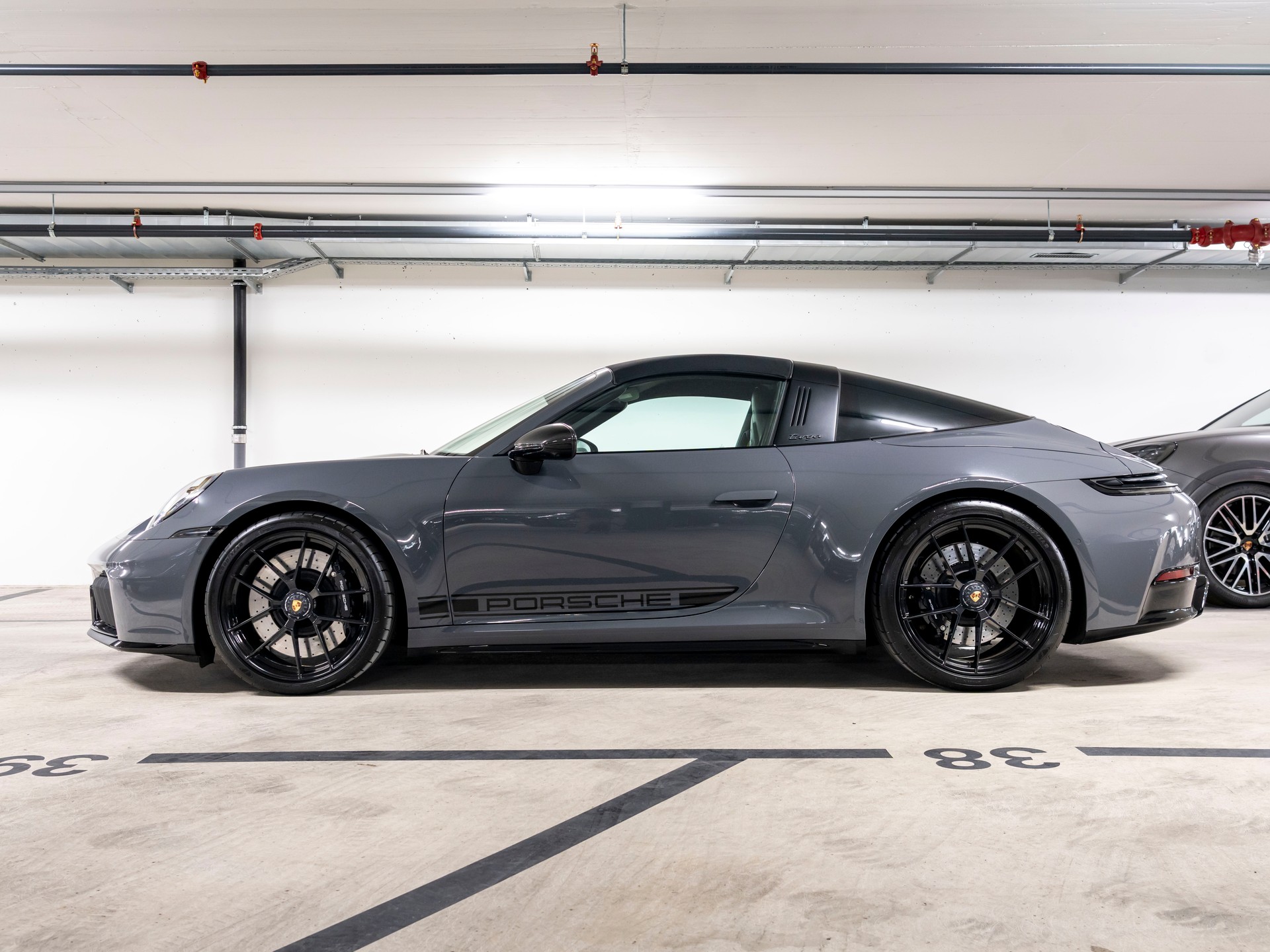 PORSCHE 911 Targa 4 GTS PDK-image-1