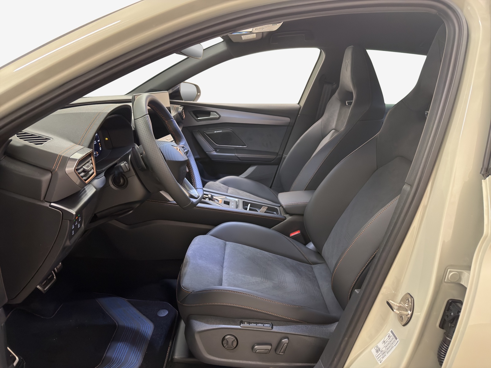 CUPRA LEON 1.5 TSI DSG-image-7