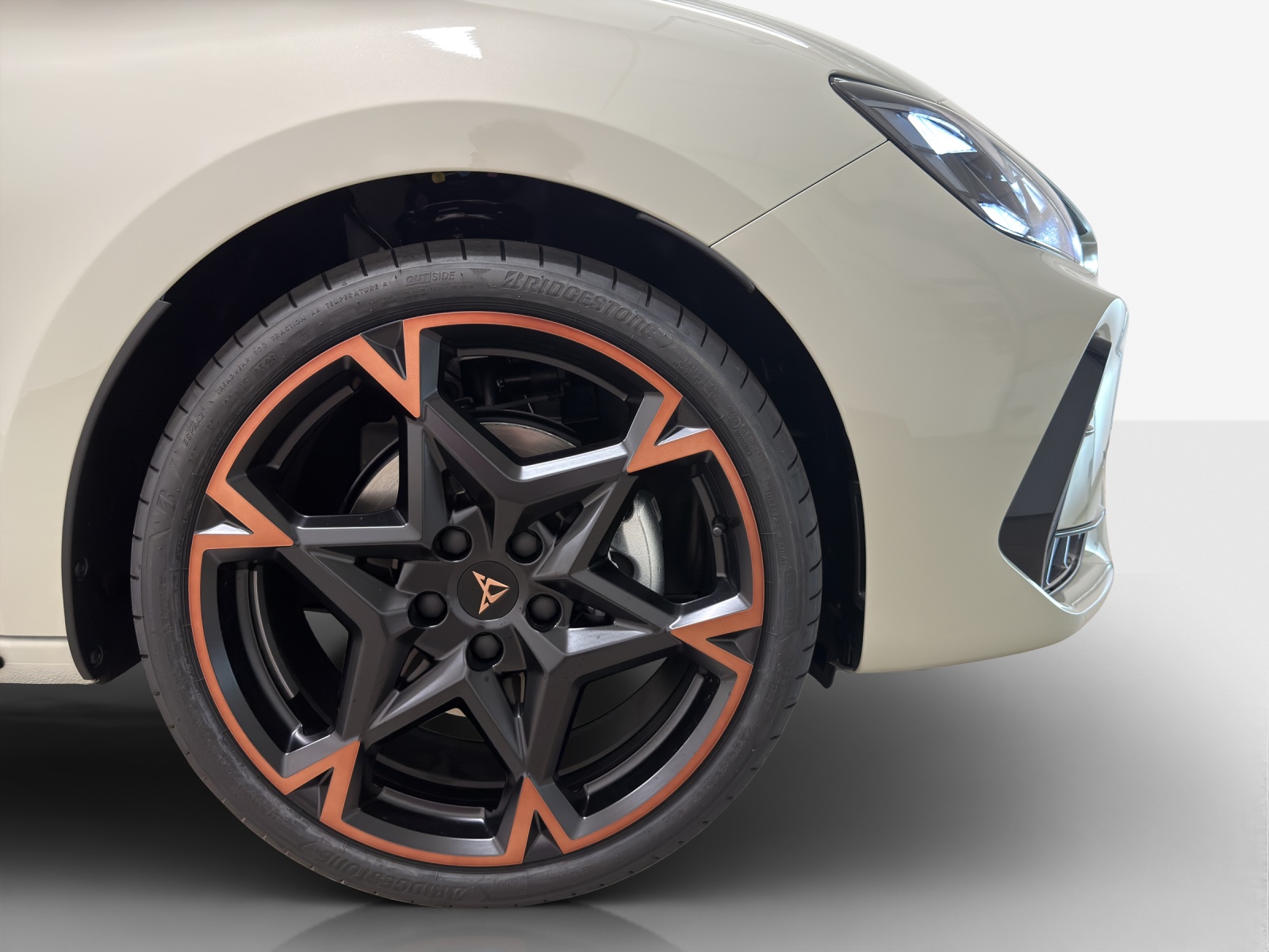 CUPRA LEON 1.5 TSI DSG-image-14