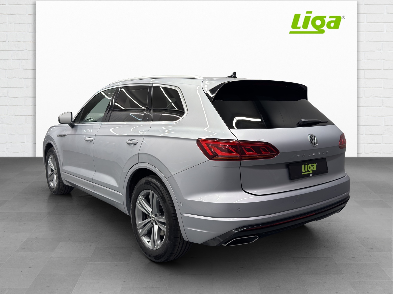 VW Touareg 3.0 V6 TDI 286 R-Line-image-3