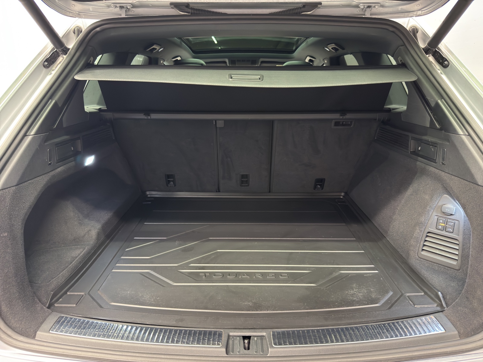 VW Touareg 3.0 V6 TDI 286 R-Line-image-10