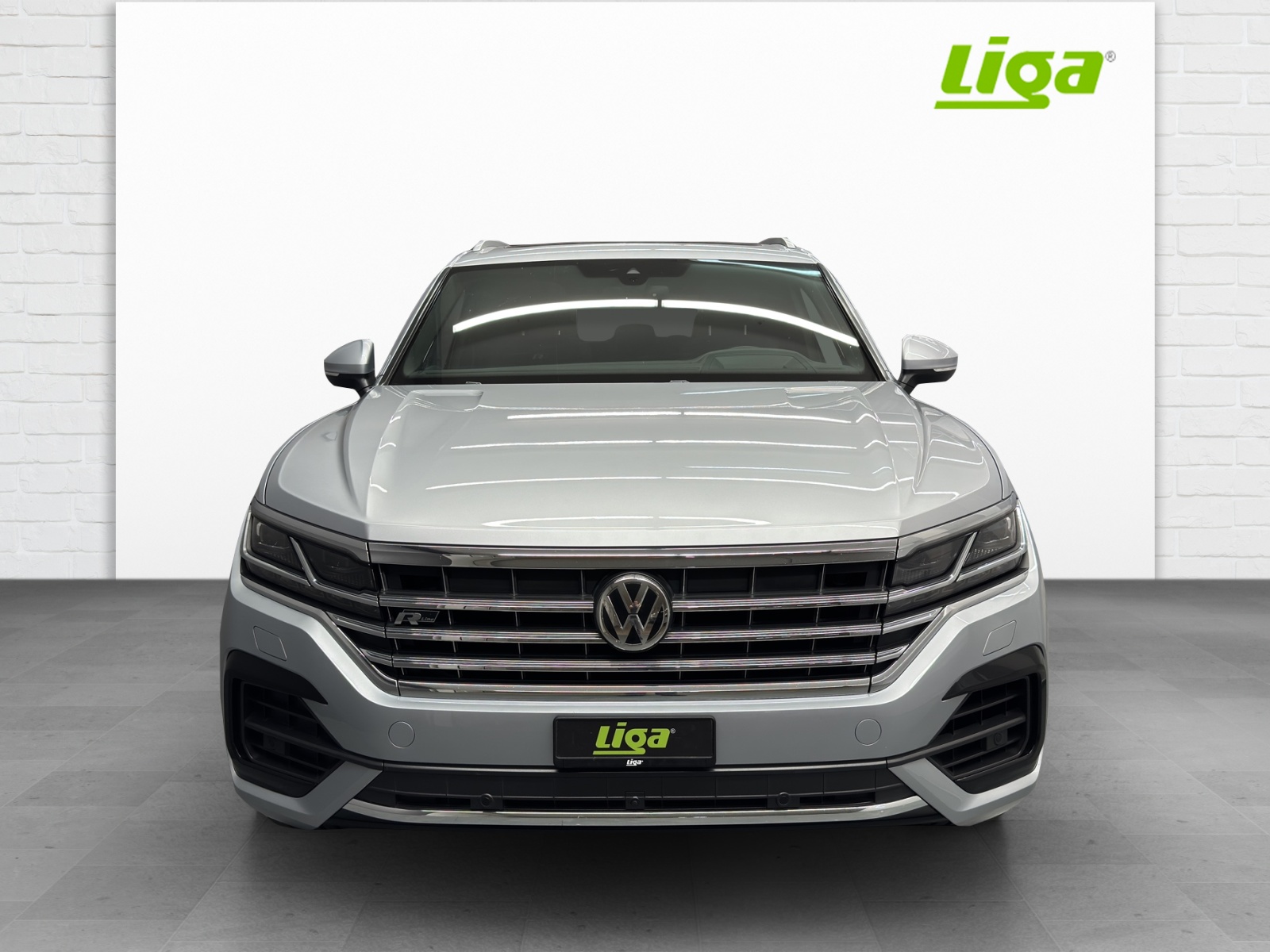 VW Touareg 3.0 V6 TDI 286 R-Line-image-1