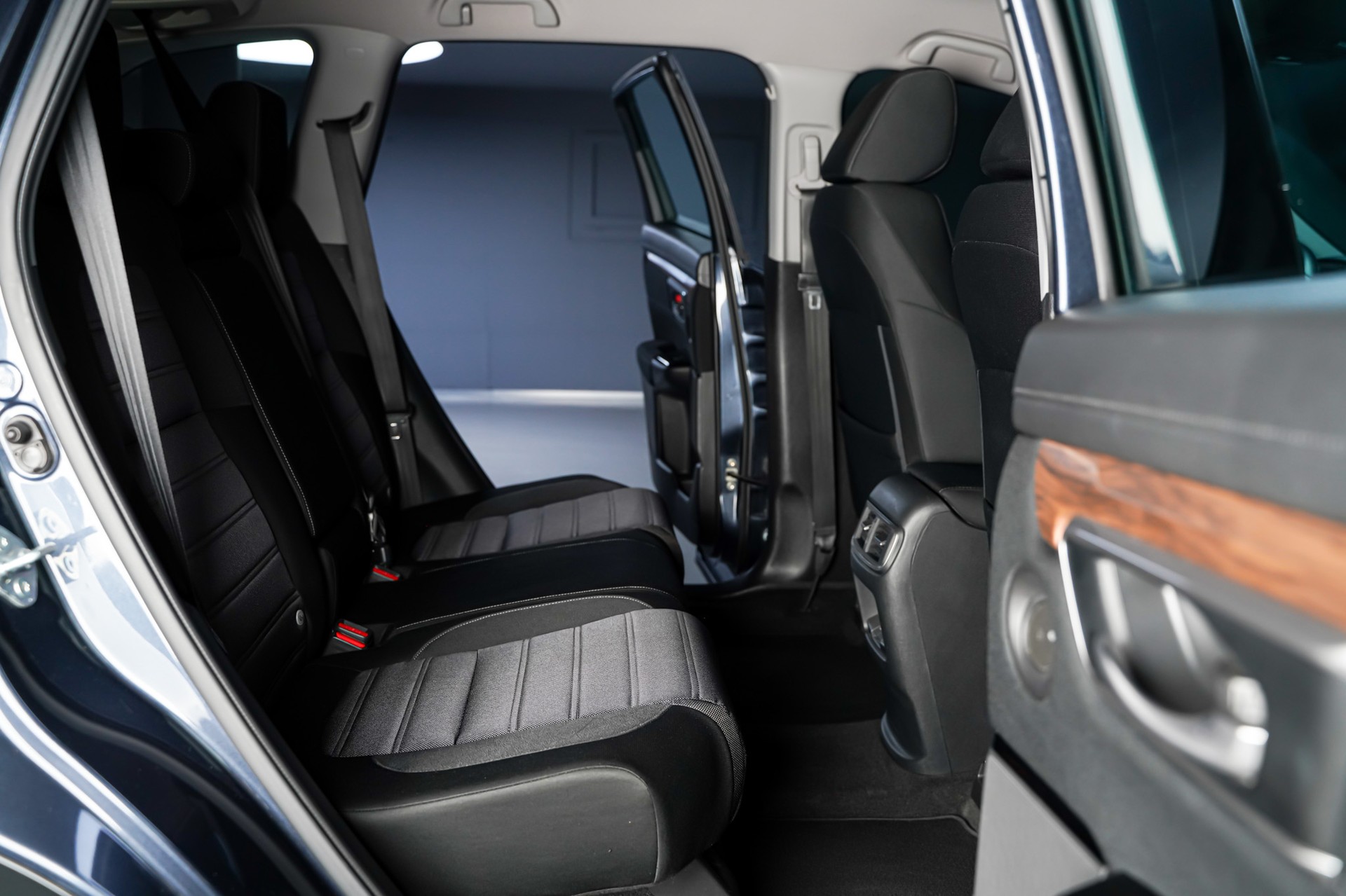 HONDA CR-V 2.0i MMD Hybrid Executive 4WD Automatic-image-13