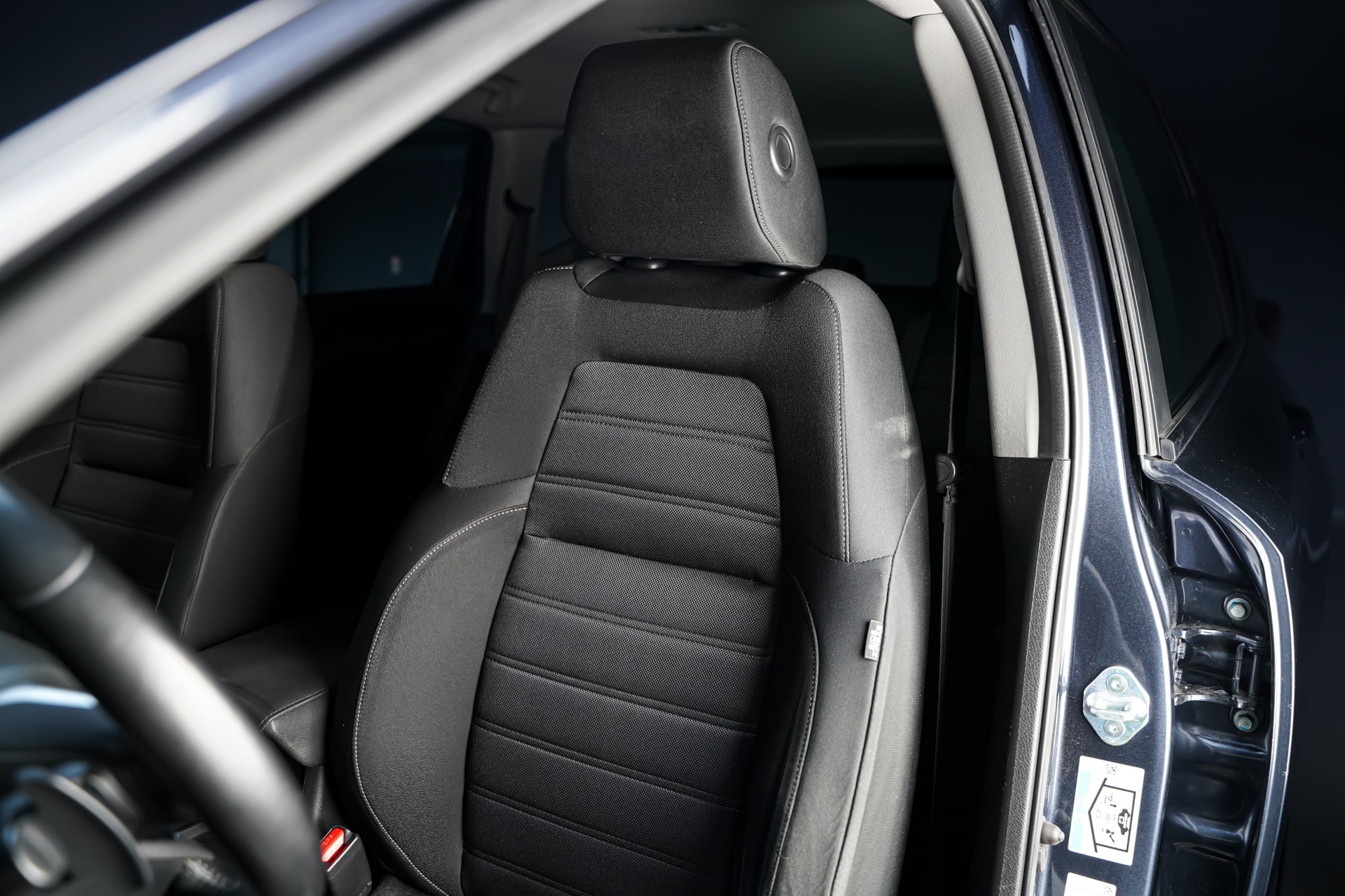 HONDA CR-V 2.0i MMD Hybrid Executive 4WD Automatic-image-11