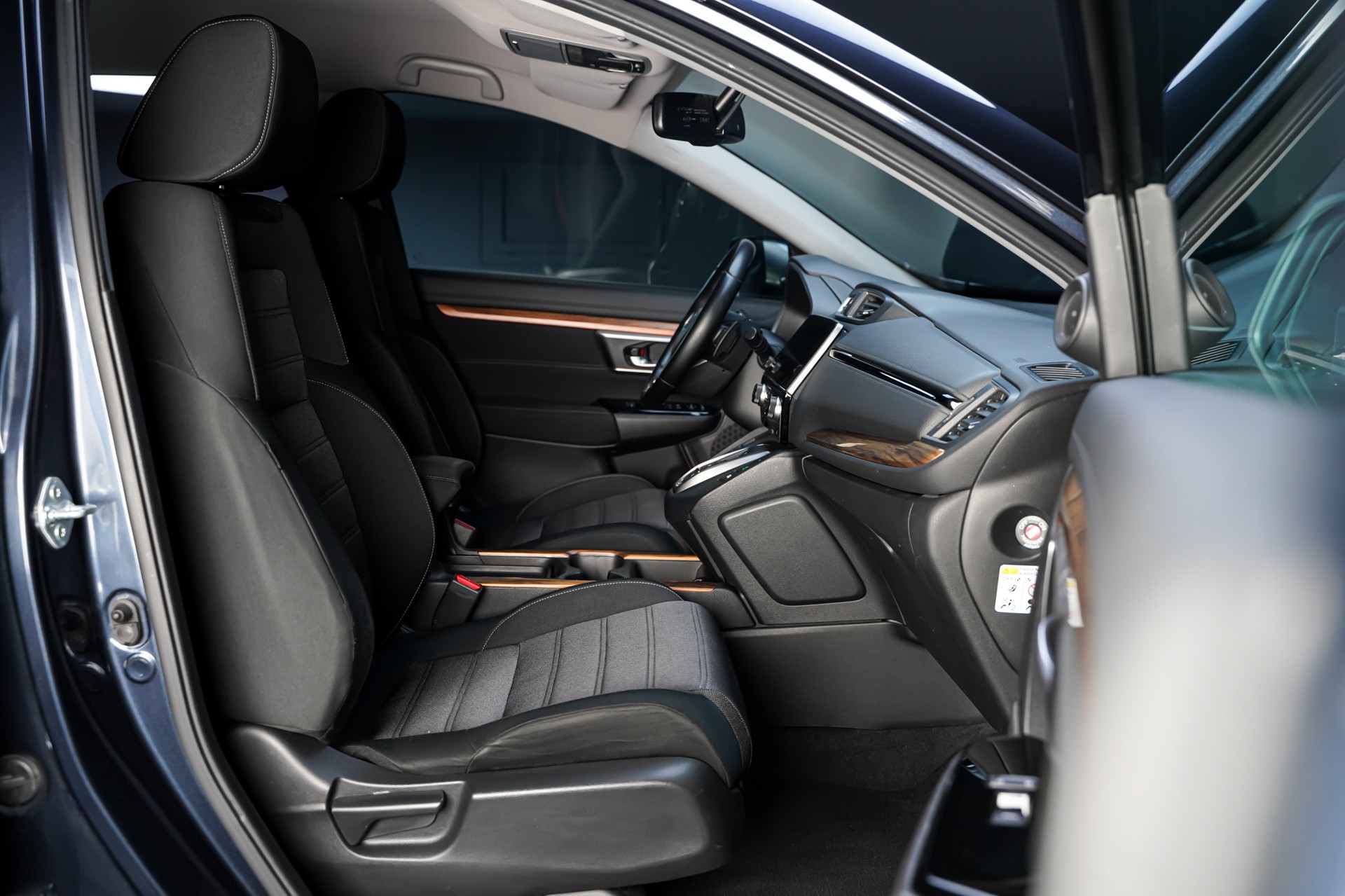 HONDA CR-V 2.0i MMD Hybrid Executive 4WD Automatic-image-16