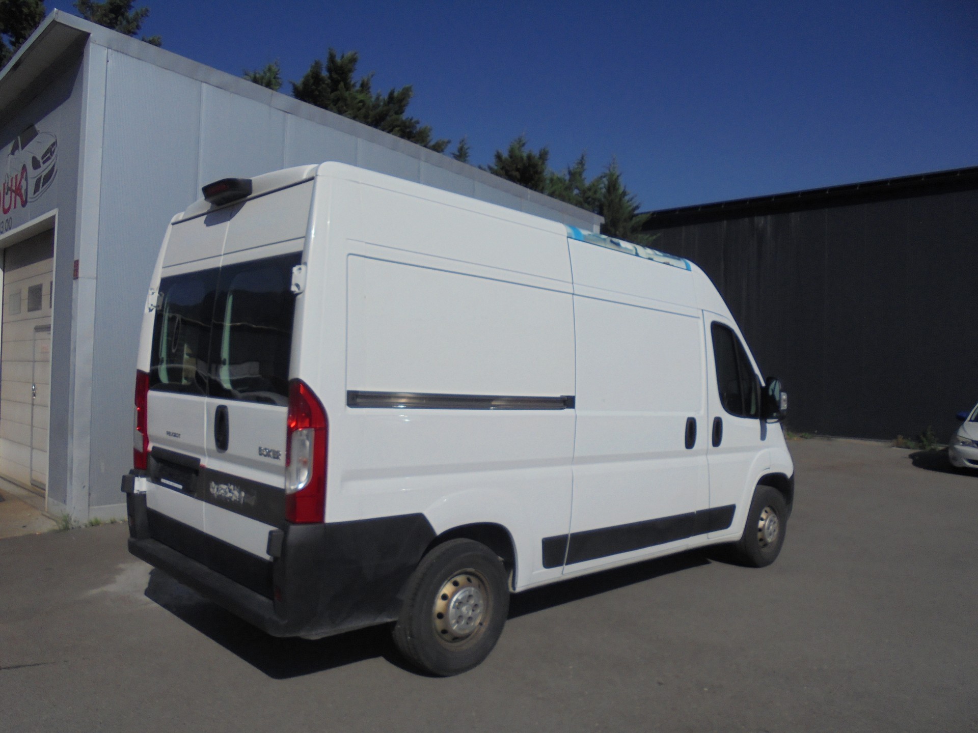 PEUGEOT Boxer 2.0 HDI 335 Active s/s L2H2-image-3