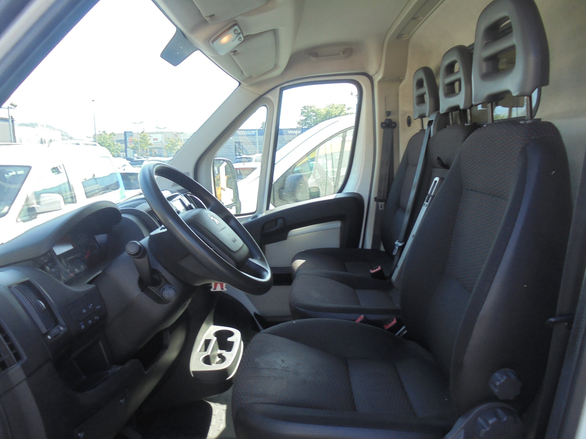 PEUGEOT Boxer 2.0 HDI 335 Active s/s L2H2-image-7