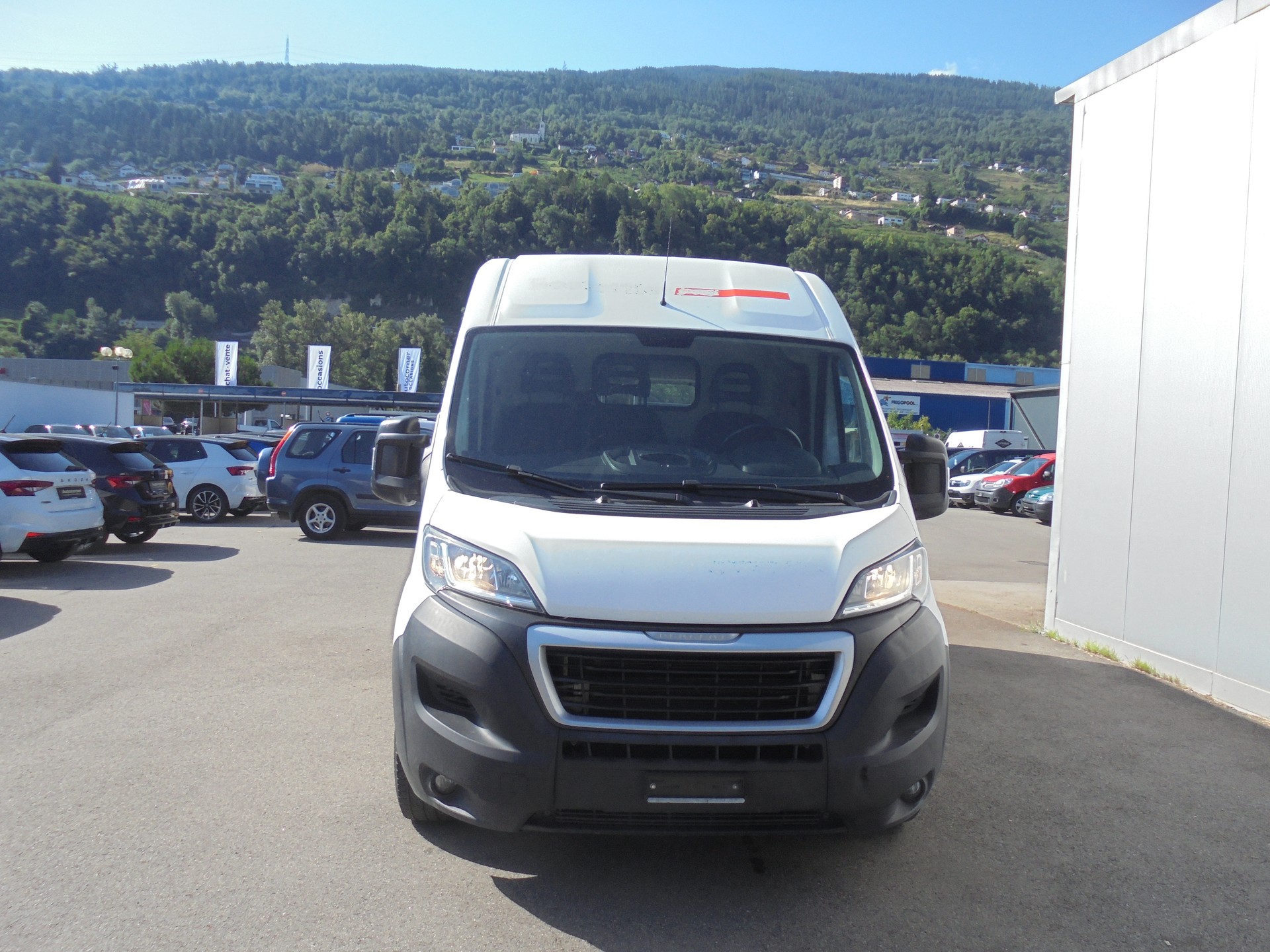 PEUGEOT Boxer 2.0 HDI 335 Active s/s L2H2-image-1