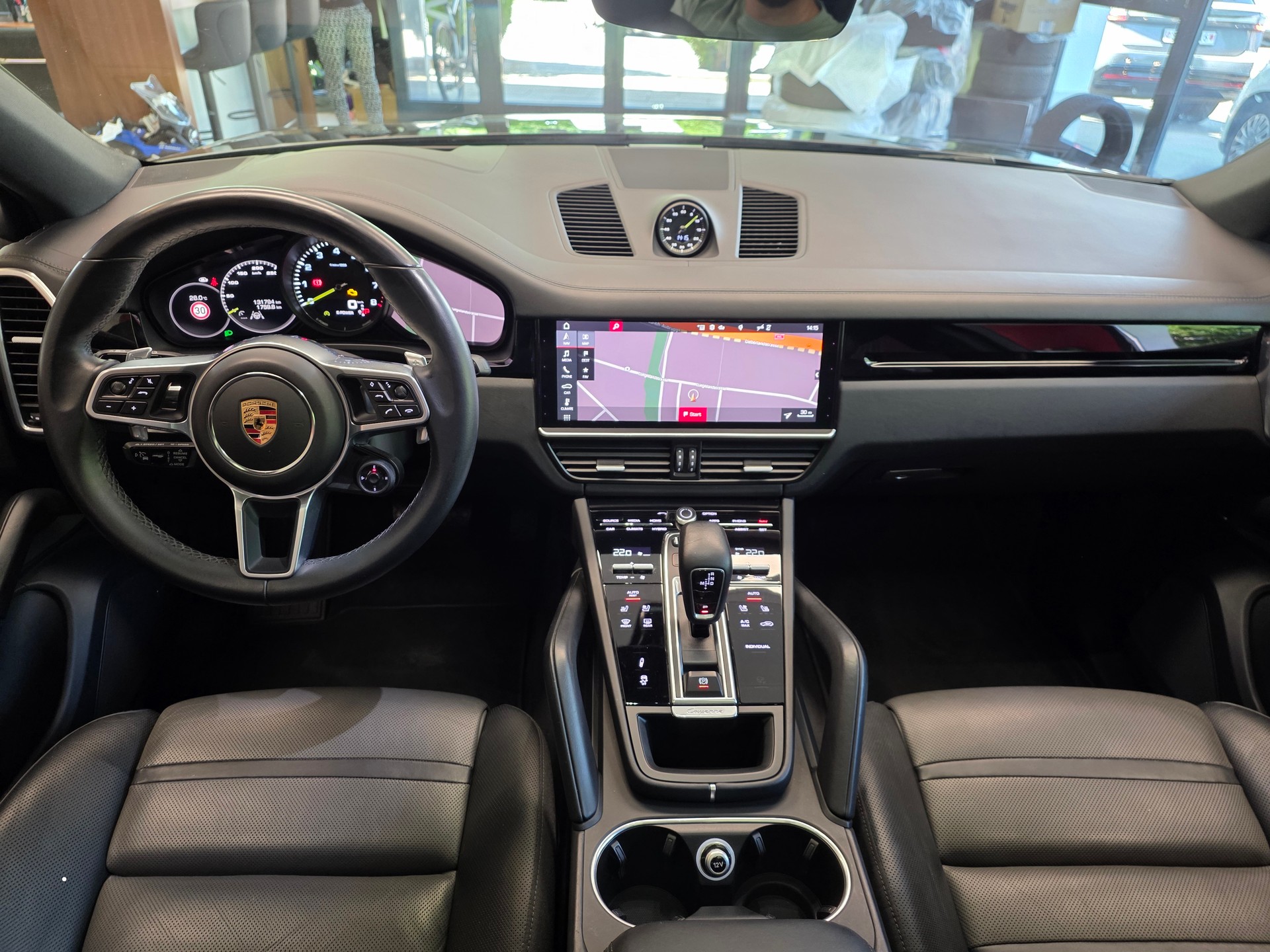 PORSCHE Cayenne Coupé E-Hybrid (Porsche Approved bis 03.2027)-image-7