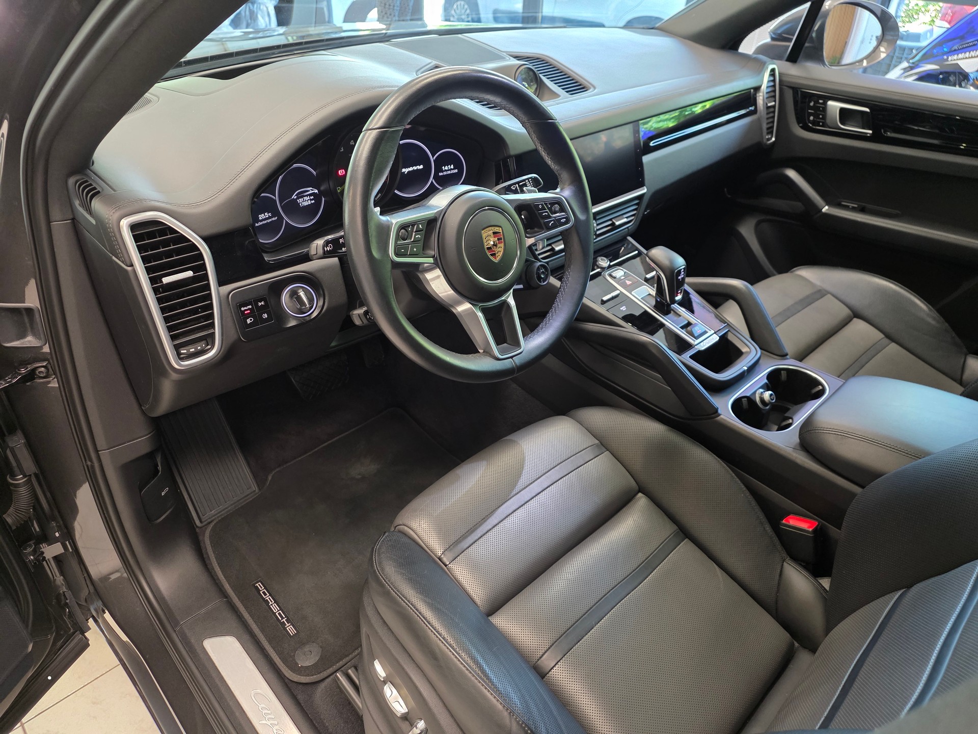 PORSCHE Cayenne Coupé E-Hybrid (Porsche Approved bis 03.2027)-image-5