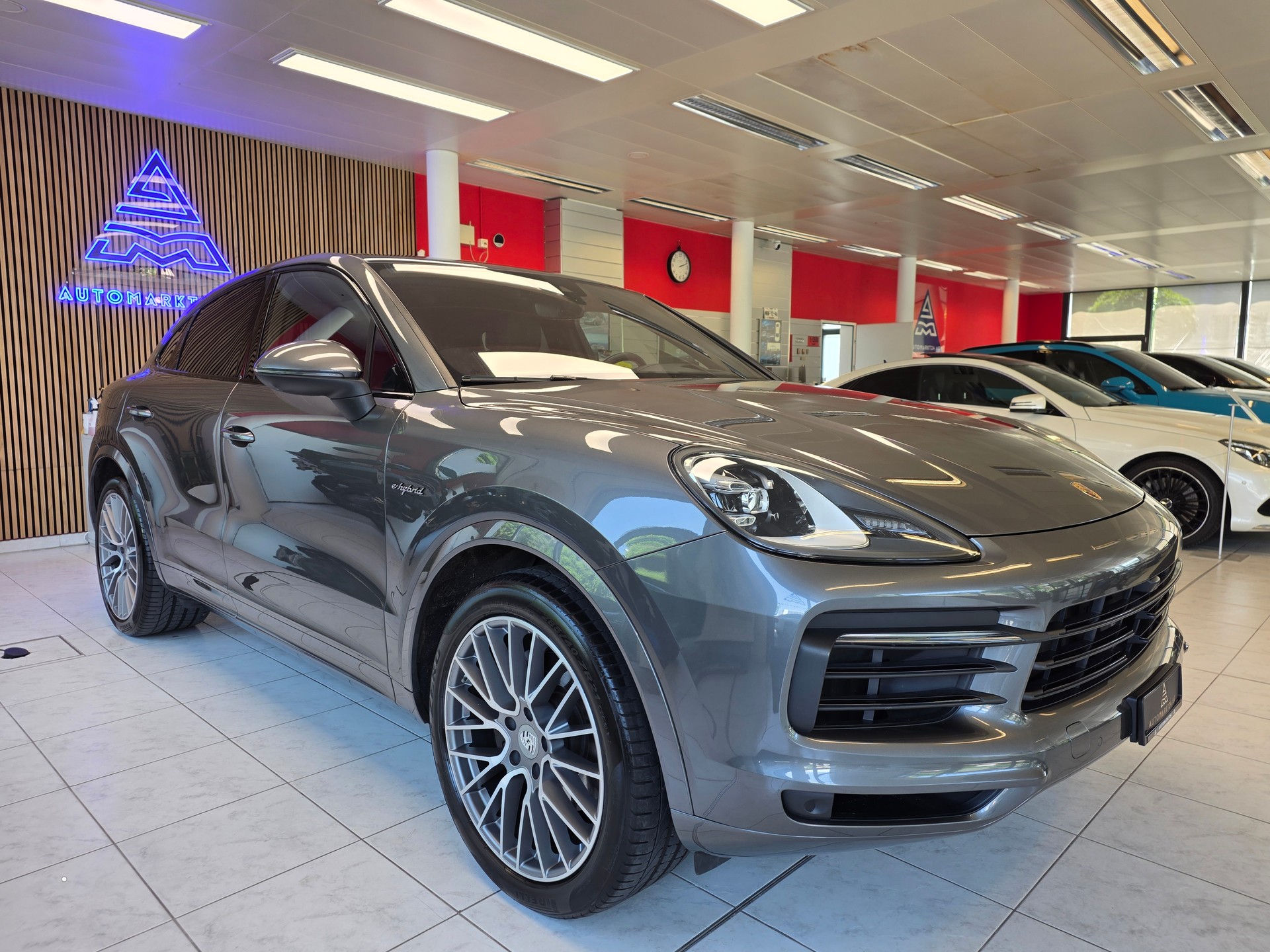 PORSCHE Cayenne Coupé E-Hybrid (Porsche Approved bis 03.2027)-image-0