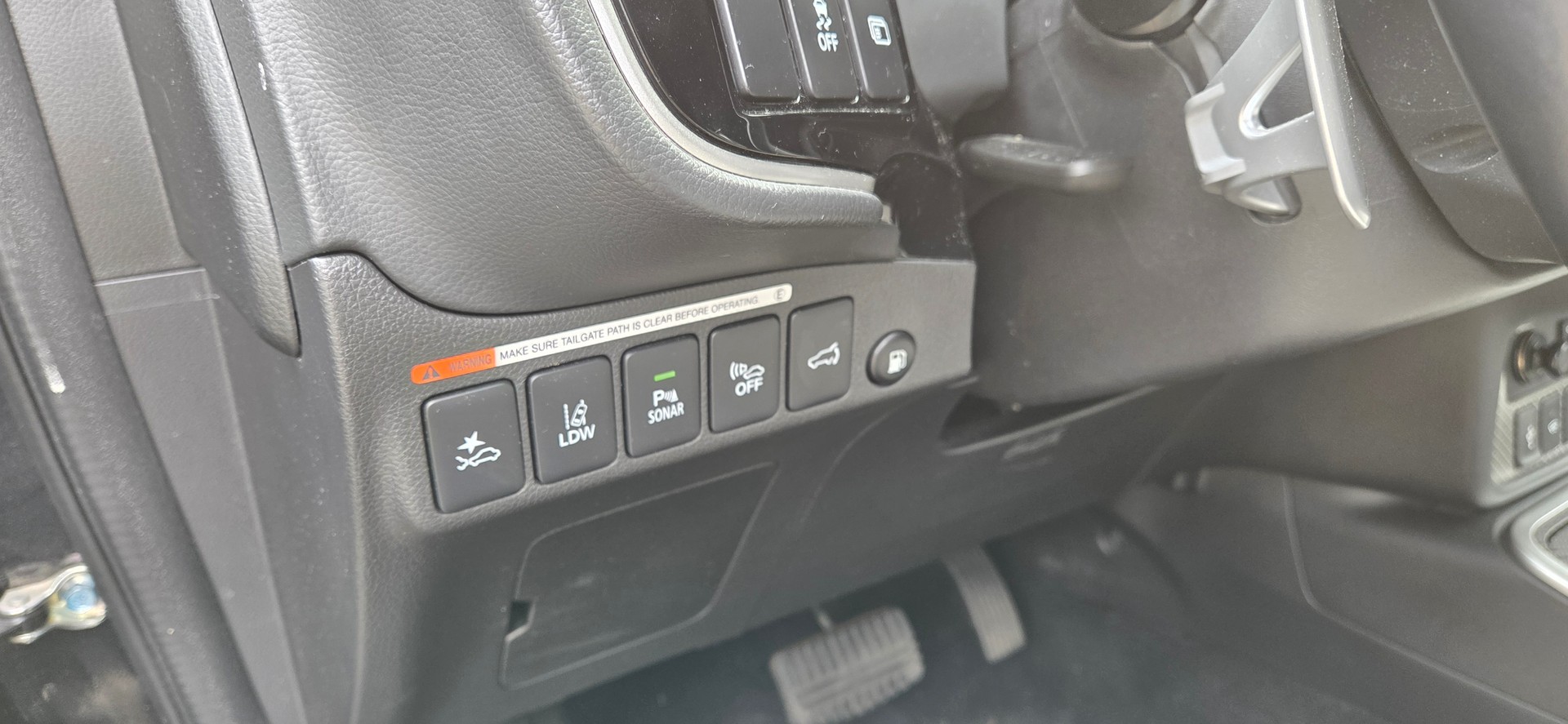 MITSUBISHI Outlander 2.4 PHEV Diamond 4WD Automatic-image-15