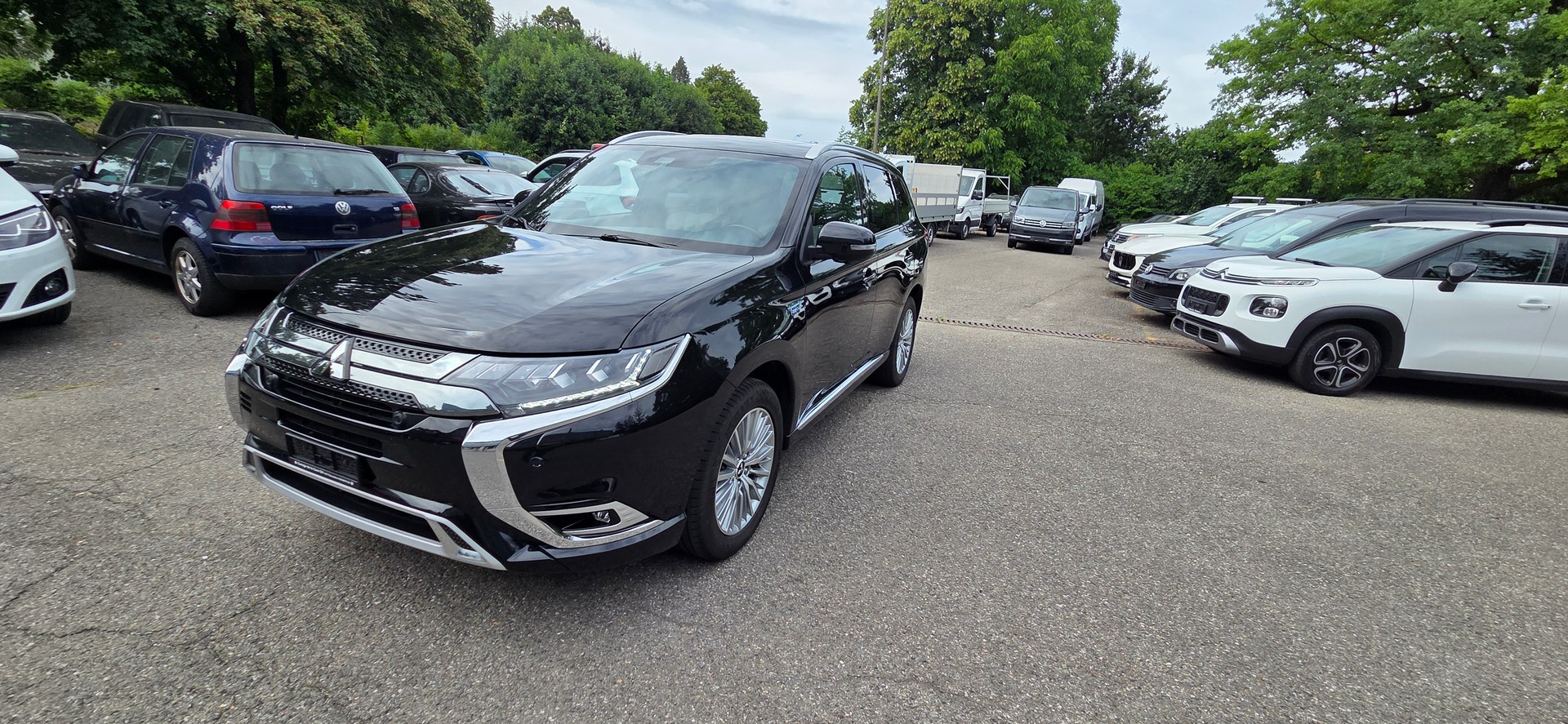 MITSUBISHI Outlander 2.4 PHEV Diamond 4WD Automatic