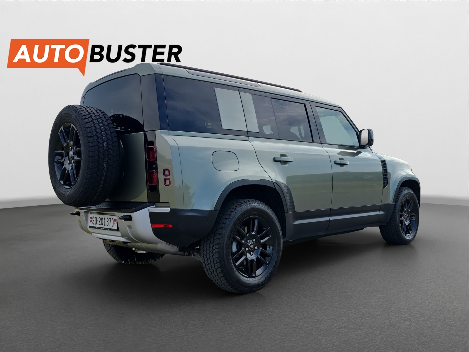 LAND ROVER Defender 110 3.0 D I6 250 S AWD AT8-image-3