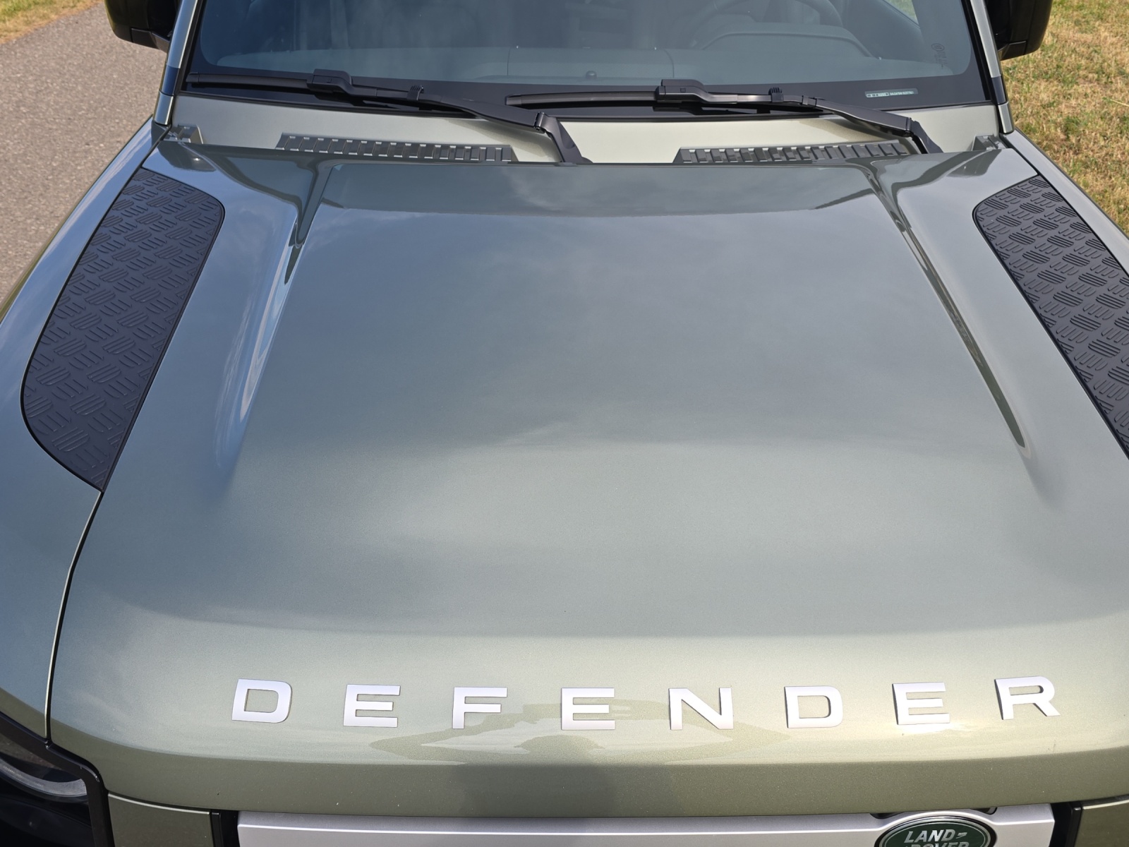 LAND ROVER Defender 110 3.0 D I6 250 S AWD AT8-image-19