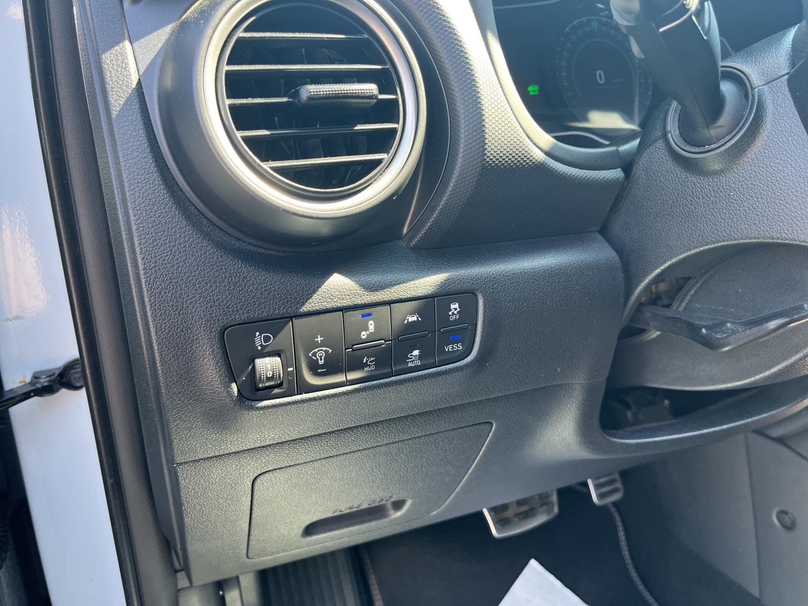 HYUNDAI Kona Electric Vertex-image-8