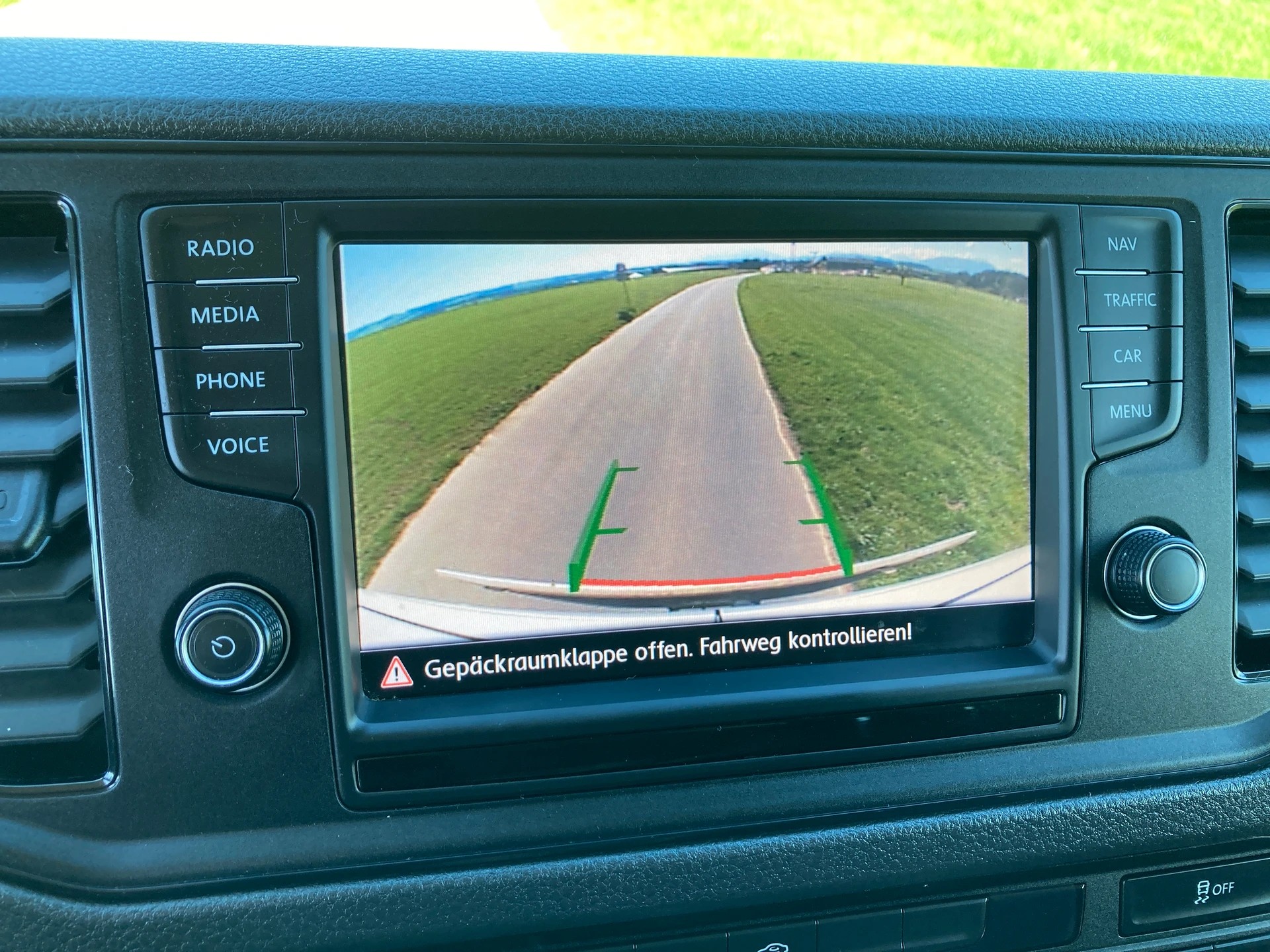 VW Crafter 35 2.0 TDI L4 4Motion **mit Hebebühne**-image-12