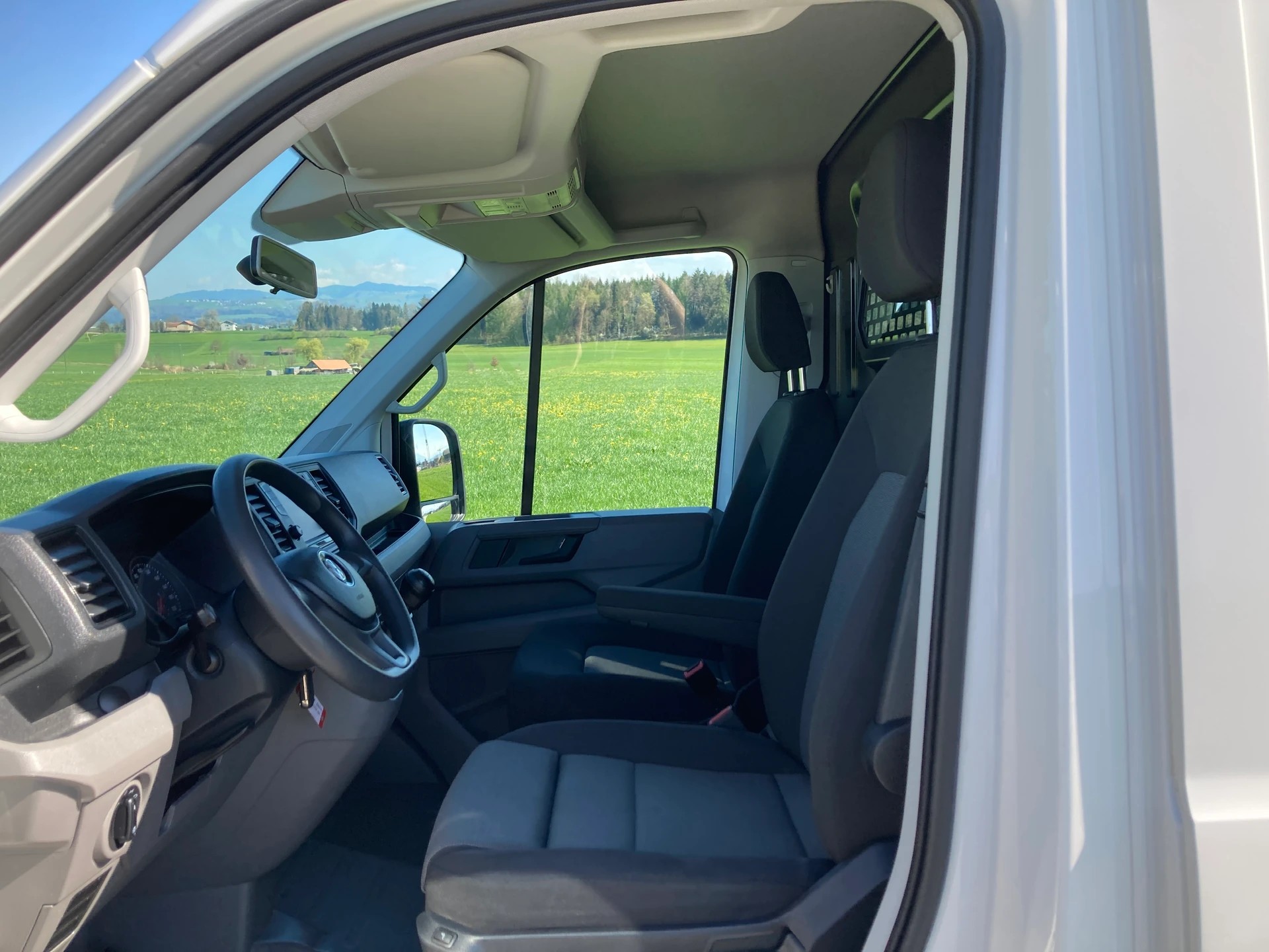 VW Crafter 35 2.0 TDI L4 4Motion **mit Hebebühne**-image-9