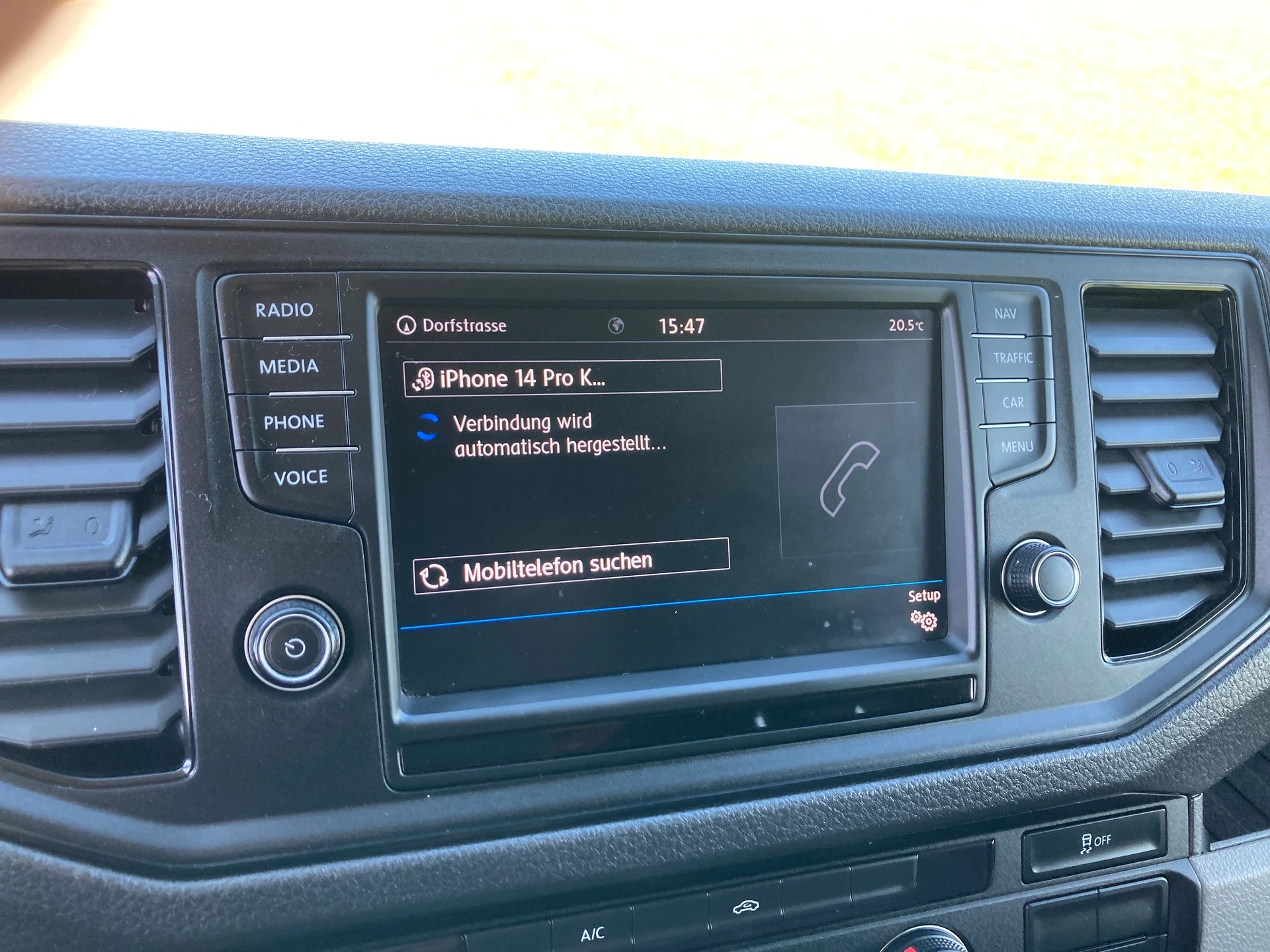VW Crafter 35 2.0 TDI L4 4Motion **mit Hebebühne**-image-14