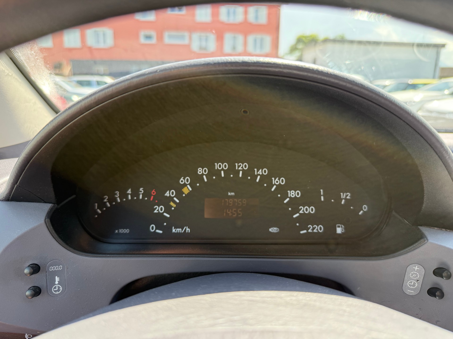 MERCEDES-BENZ A 160 Classic Fun-image-10