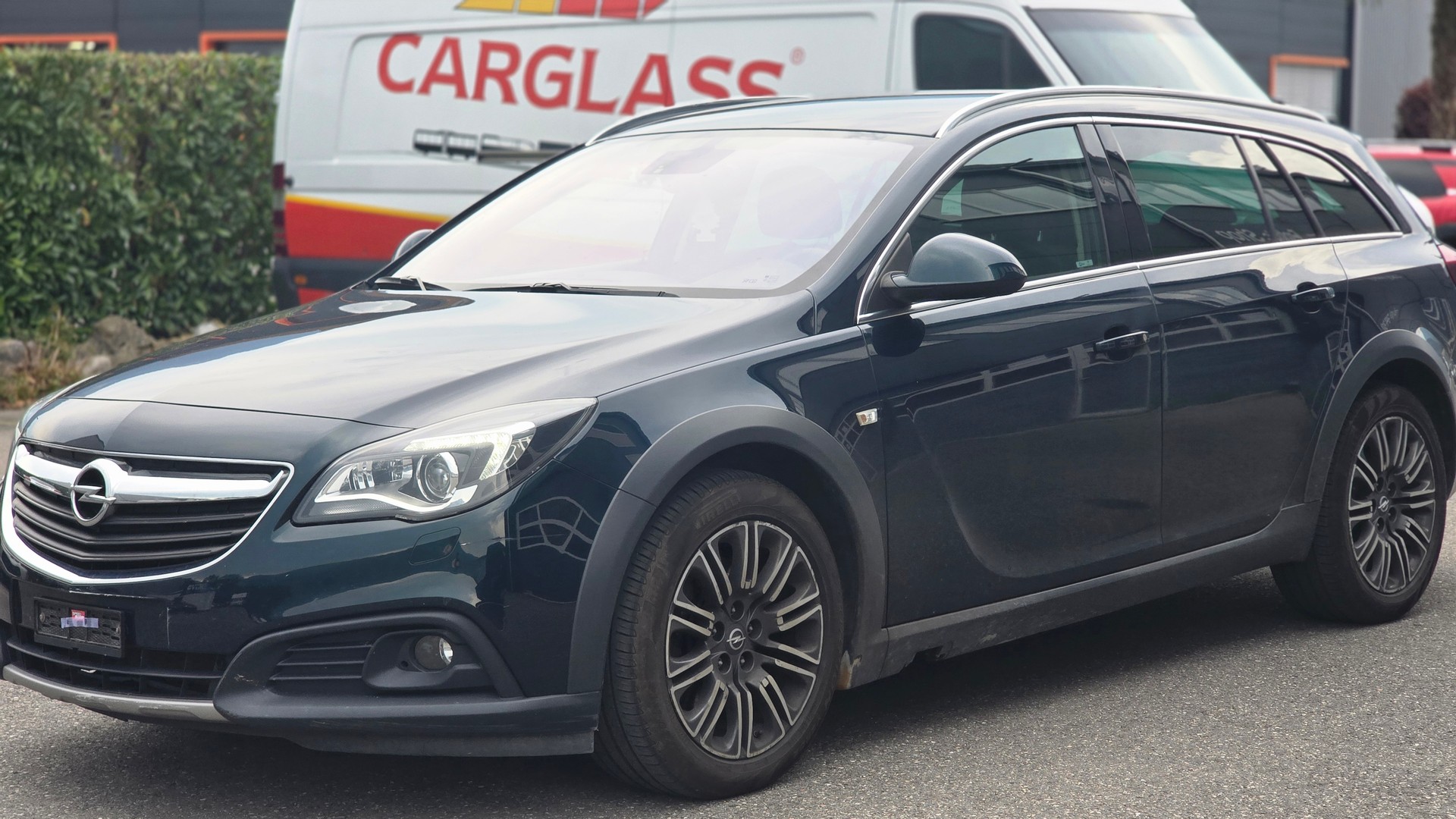 OPEL Insignia Country Tourer 2.0 Turbo 4WD-image-6
