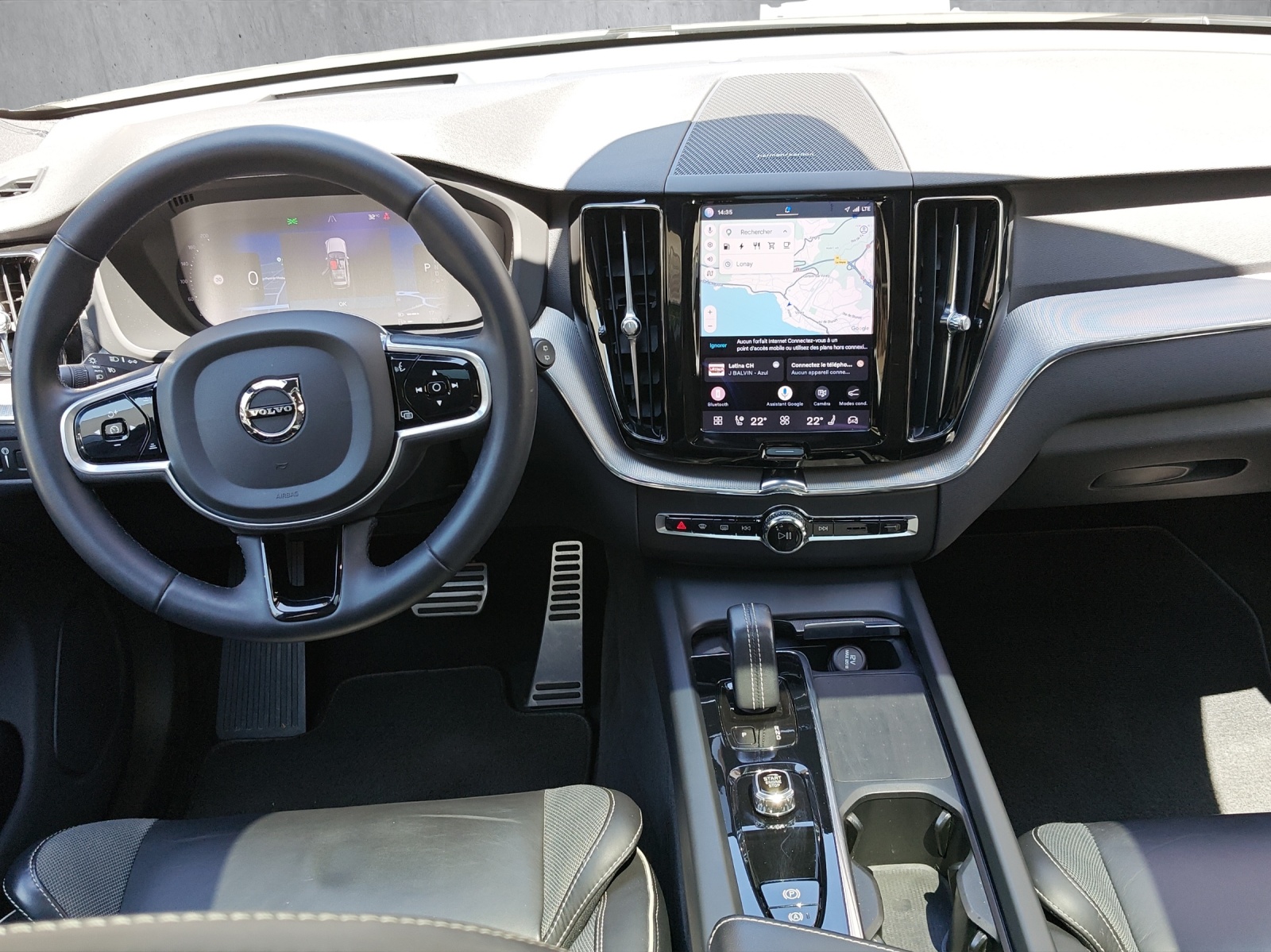 VOLVO XC60 T8 eAWD R-Design Geartronic-image-11