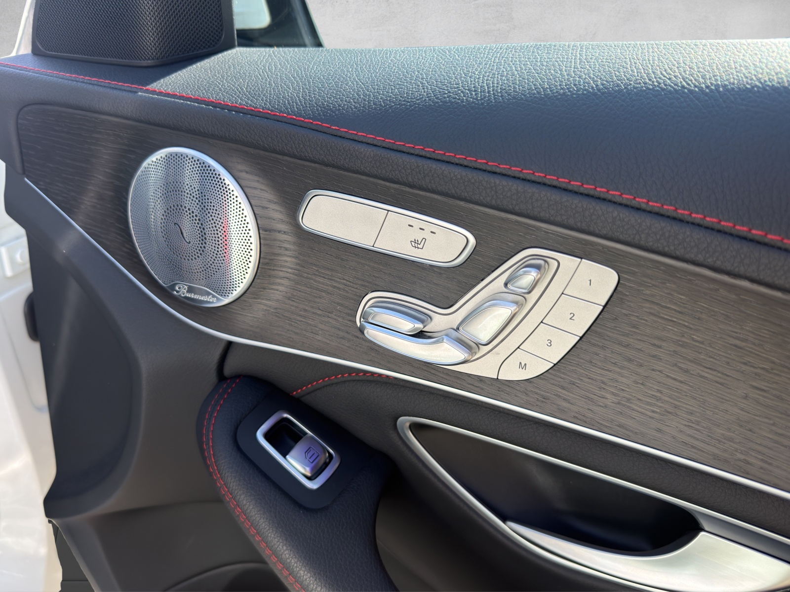 MERCEDES-BENZ C 43 AMG 4Matic 9G-Tronic-image-18