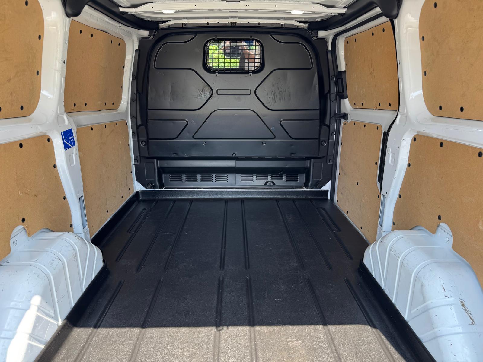 FORD Transit Cust 300 L1 Tre A-image-15