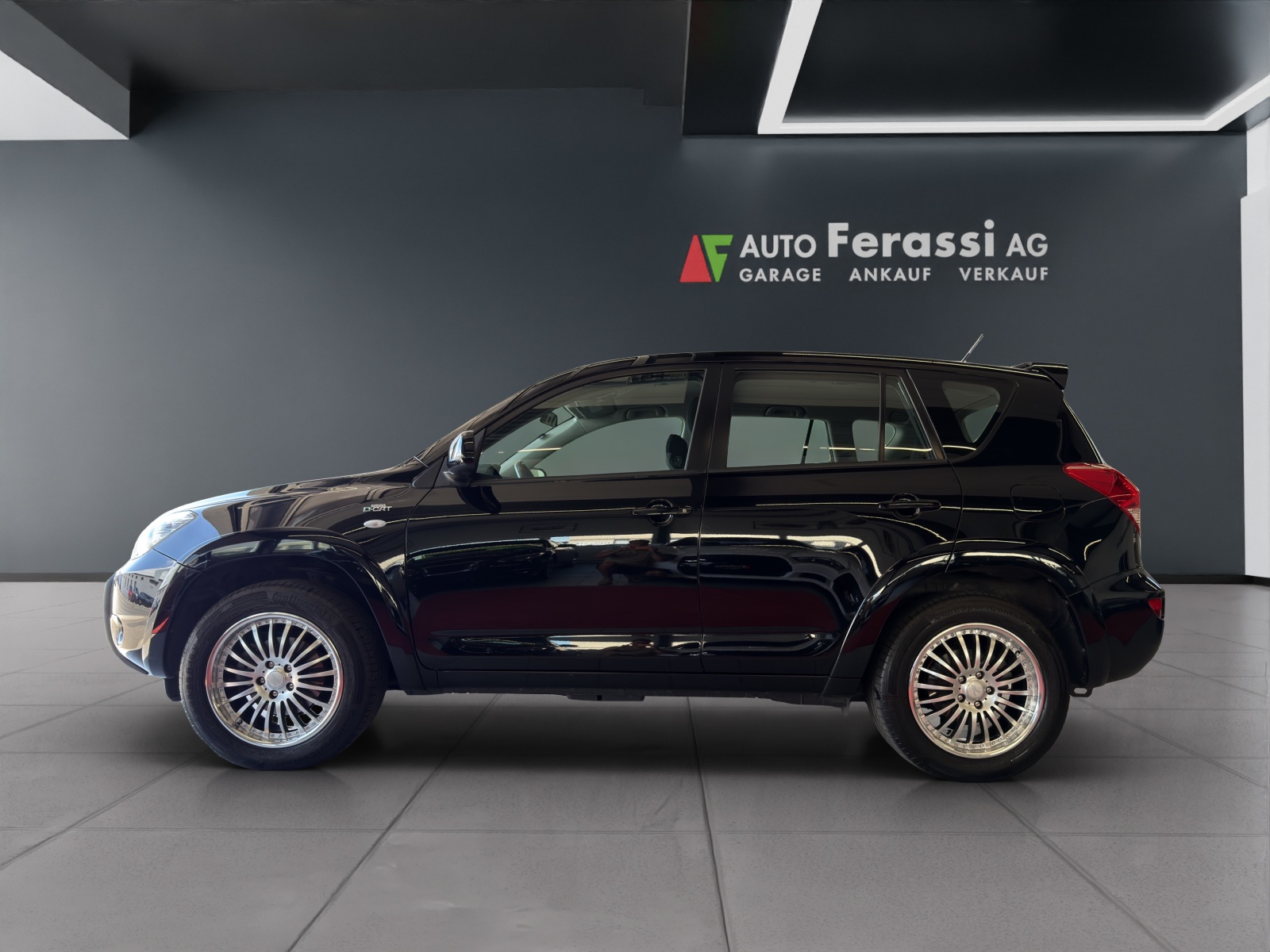 TOYOTA RAV-4 2.2D-4 D CleanPower Linea Luna-showroom-element-1