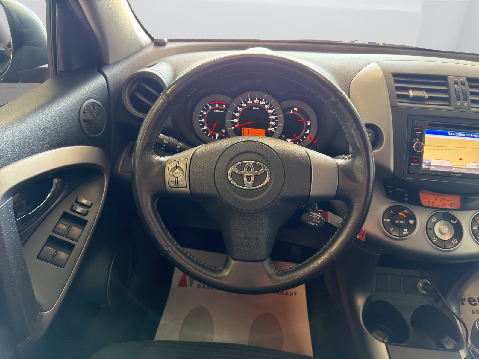TOYOTA RAV-4 2.2D-4 D CleanPower Linea Luna-image-13