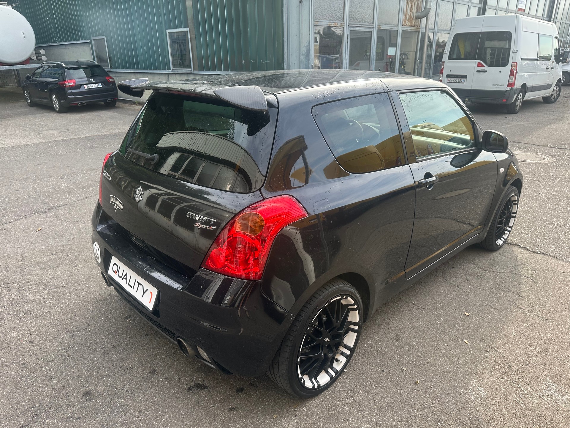 SUZUKI Swift 1.6i 16V Sport-image-4