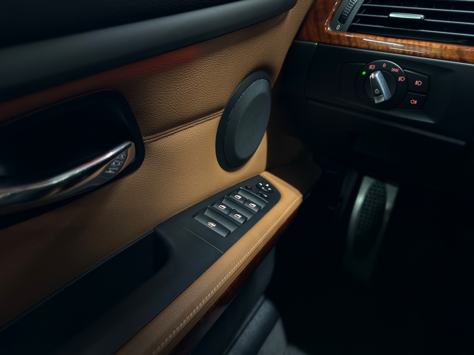BMW 335i Cabriolet DKG-image-22