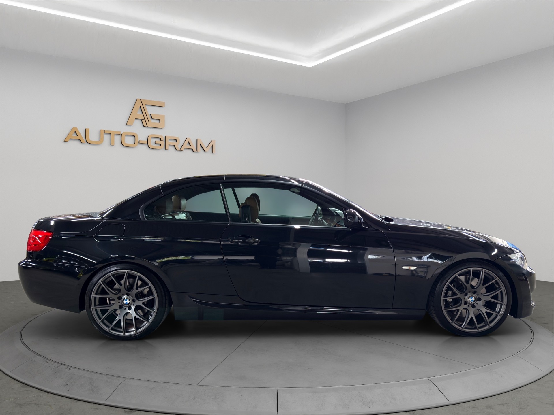 BMW 335i Cabriolet DKG-image-5