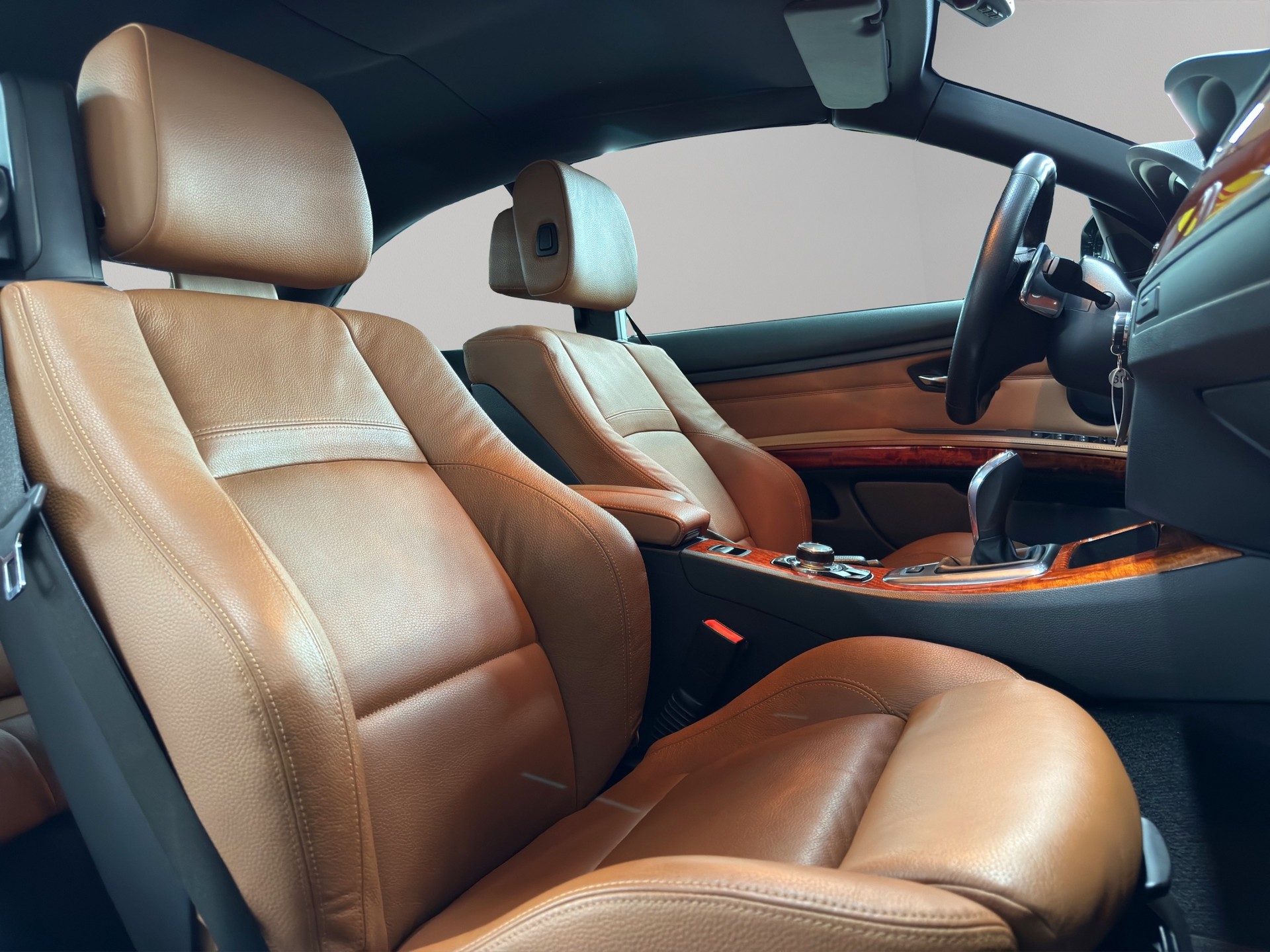 BMW 335i Cabriolet DKG-image-13