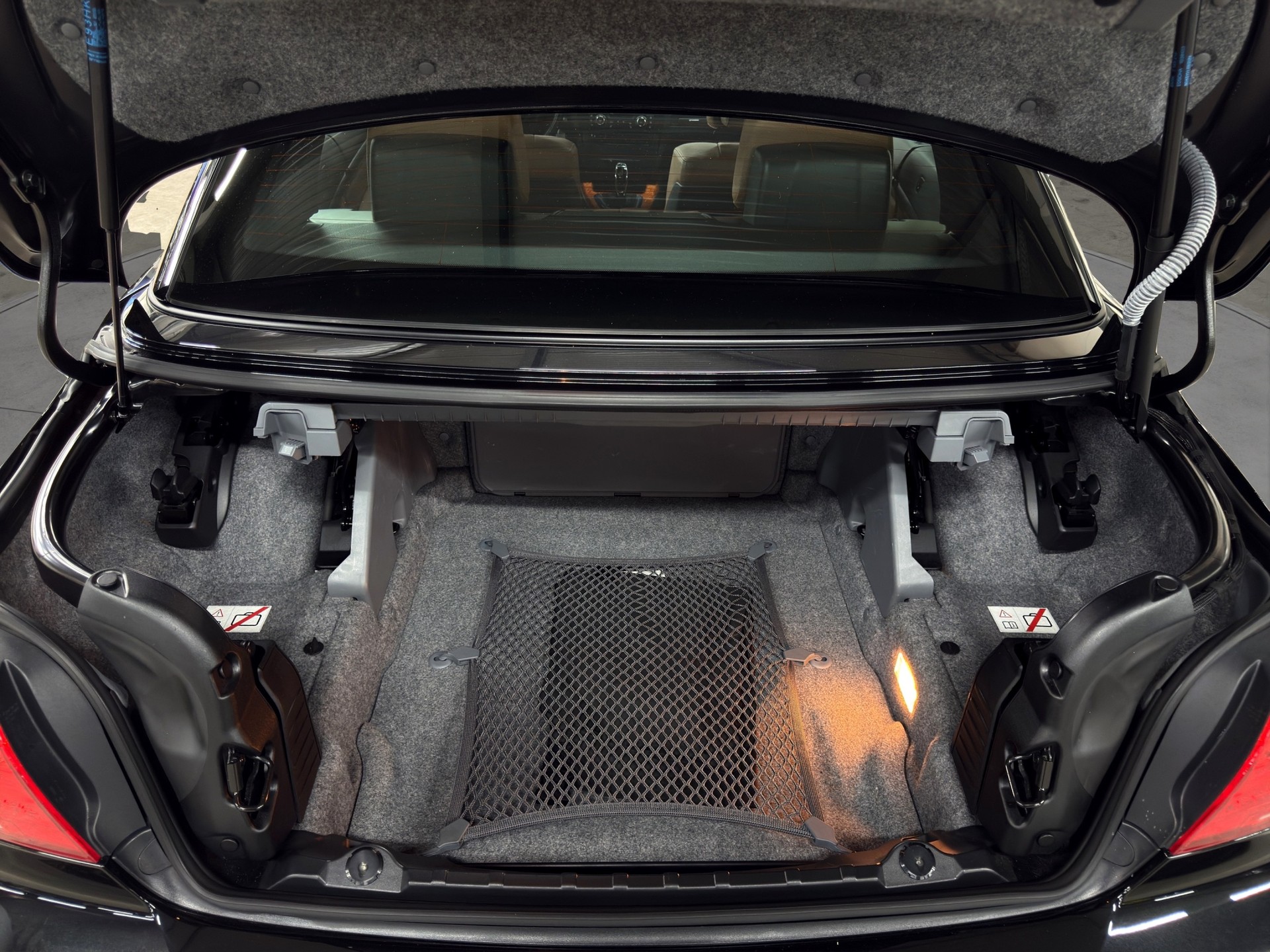 BMW 335i Cabriolet DKG-image-26