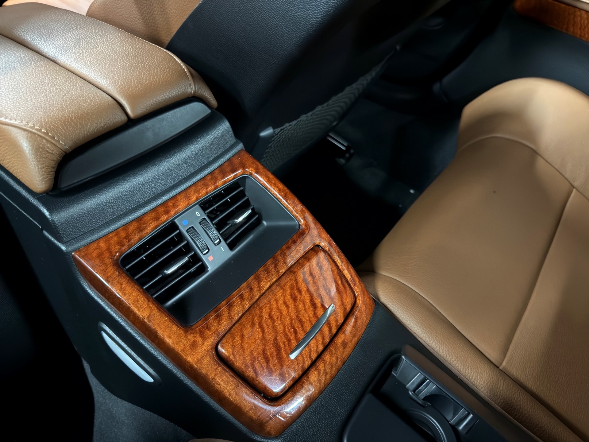 BMW 335i Cabriolet DKG-image-21