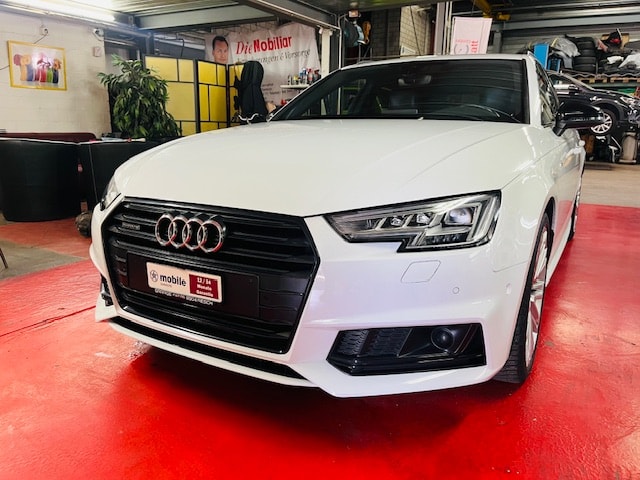 AUDI A4 Avant 2.0 TFSI S-line quattro S-tronic-image-0