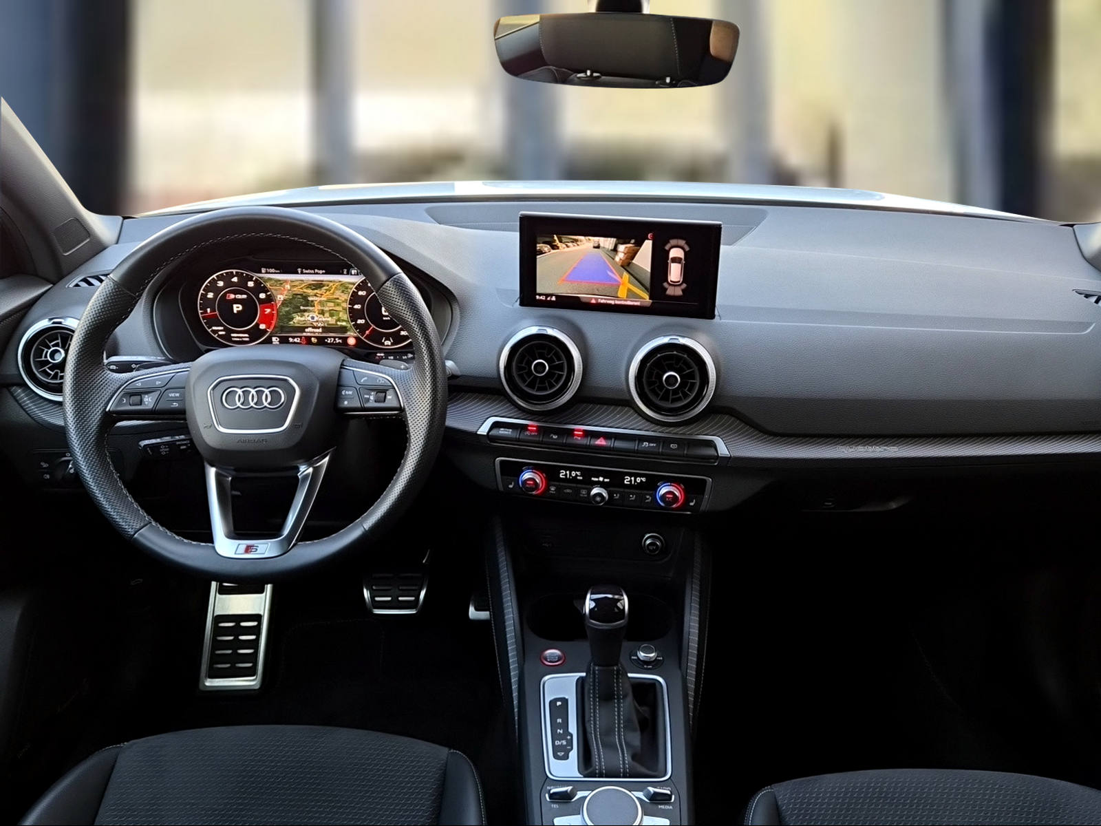 AUDI SQ2 TFSI quattro S-tronic Gletscherweiss Metallic-image-6