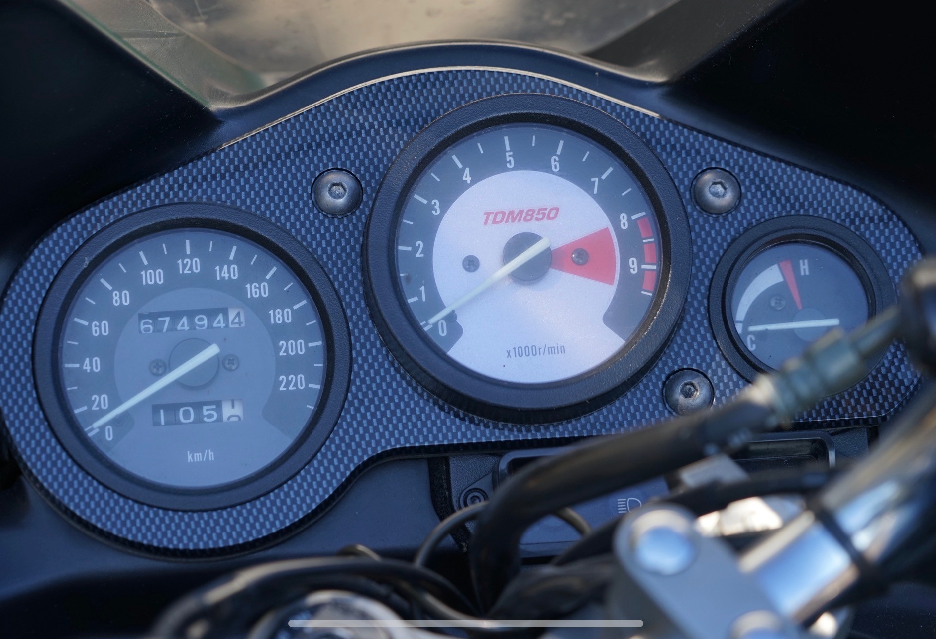 YAMAHA TDM 850-image-4