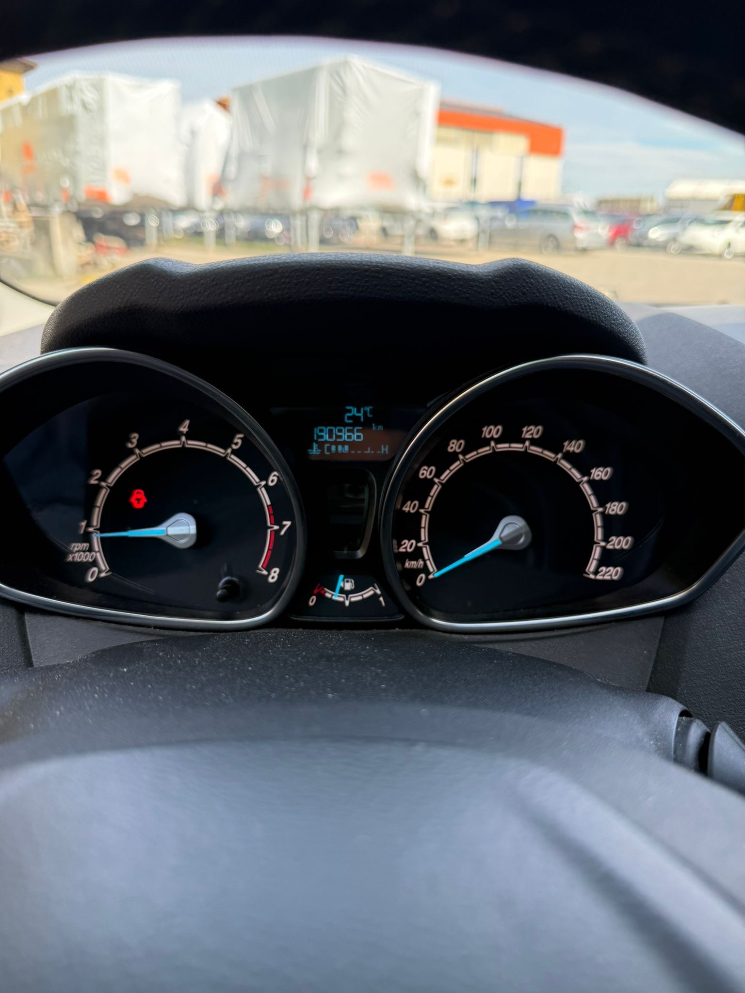 FORD Fiesta 1.0 SCTi Trend-image-12
