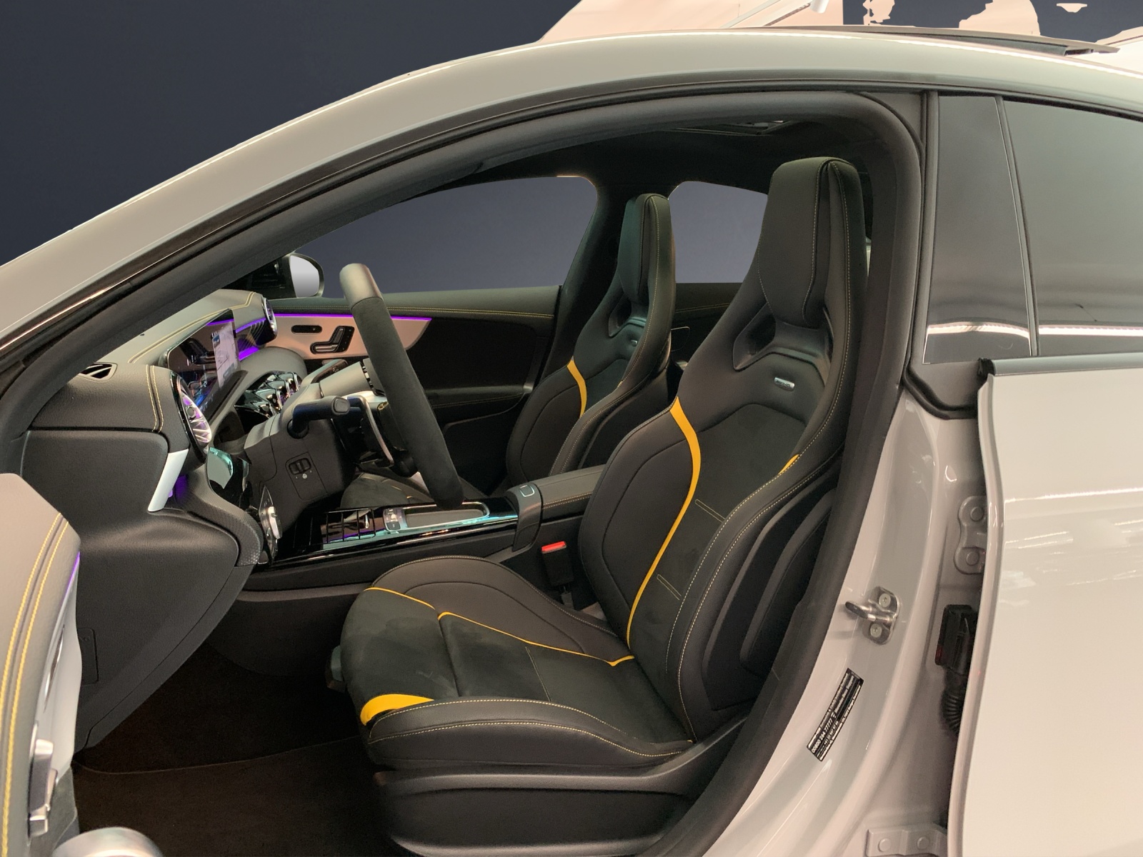 Image MERCEDES-BENZ CLA-45-AMG CLA 45 S AMG 4M+ 8G-DCT