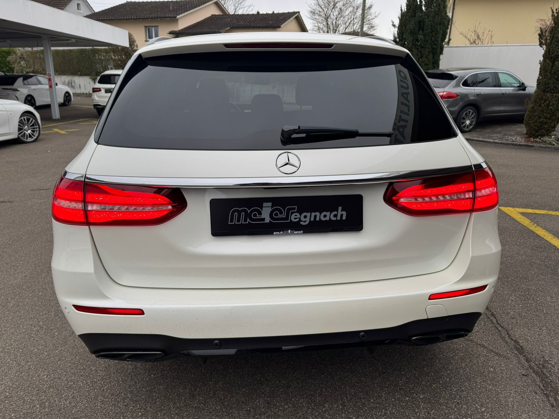 MERCEDES-BENZ E 43 AMG 4 Matic 9G-Tronic-image-6