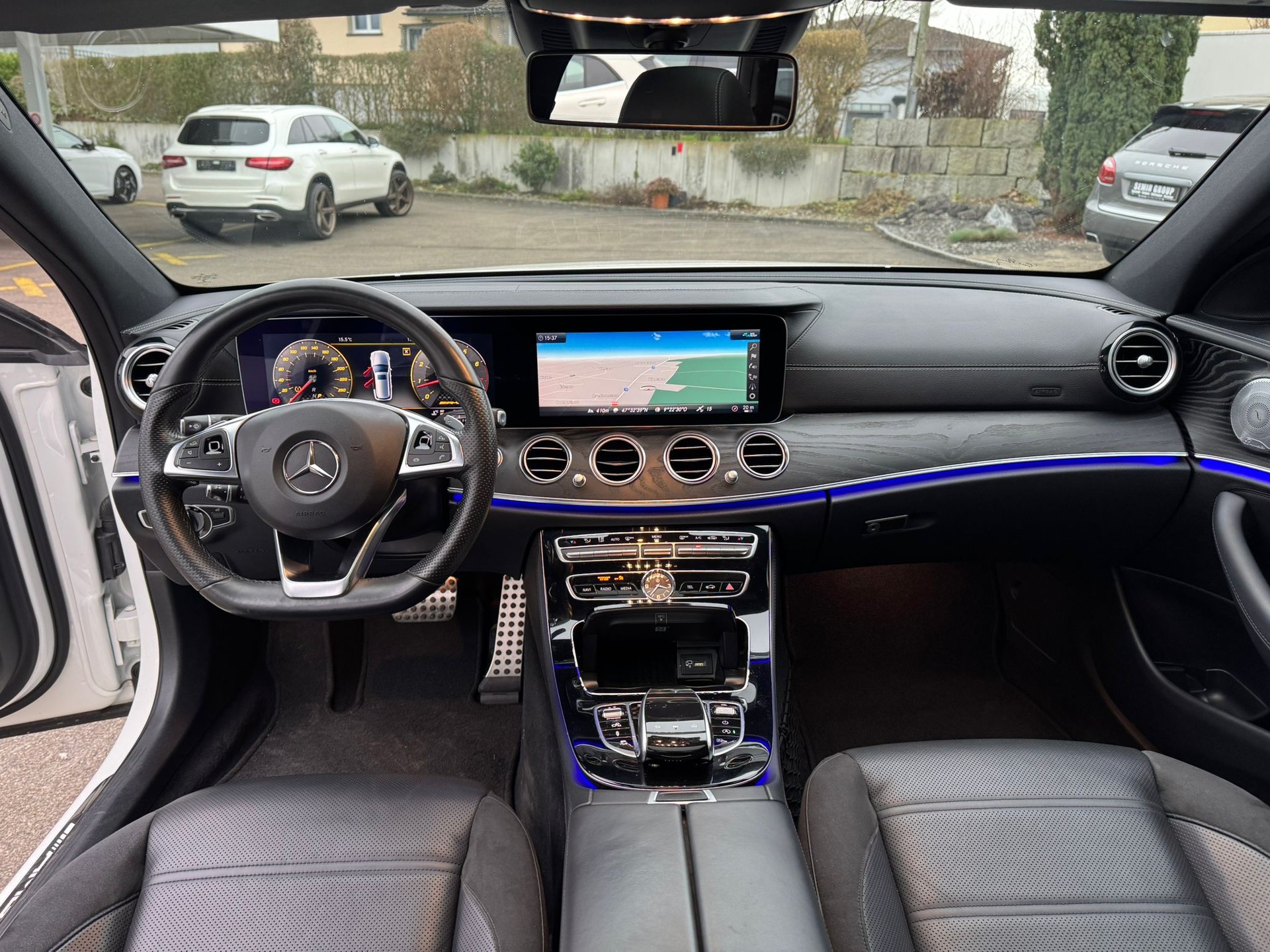 MERCEDES-BENZ E 43 AMG 4 Matic 9G-Tronic-image-10