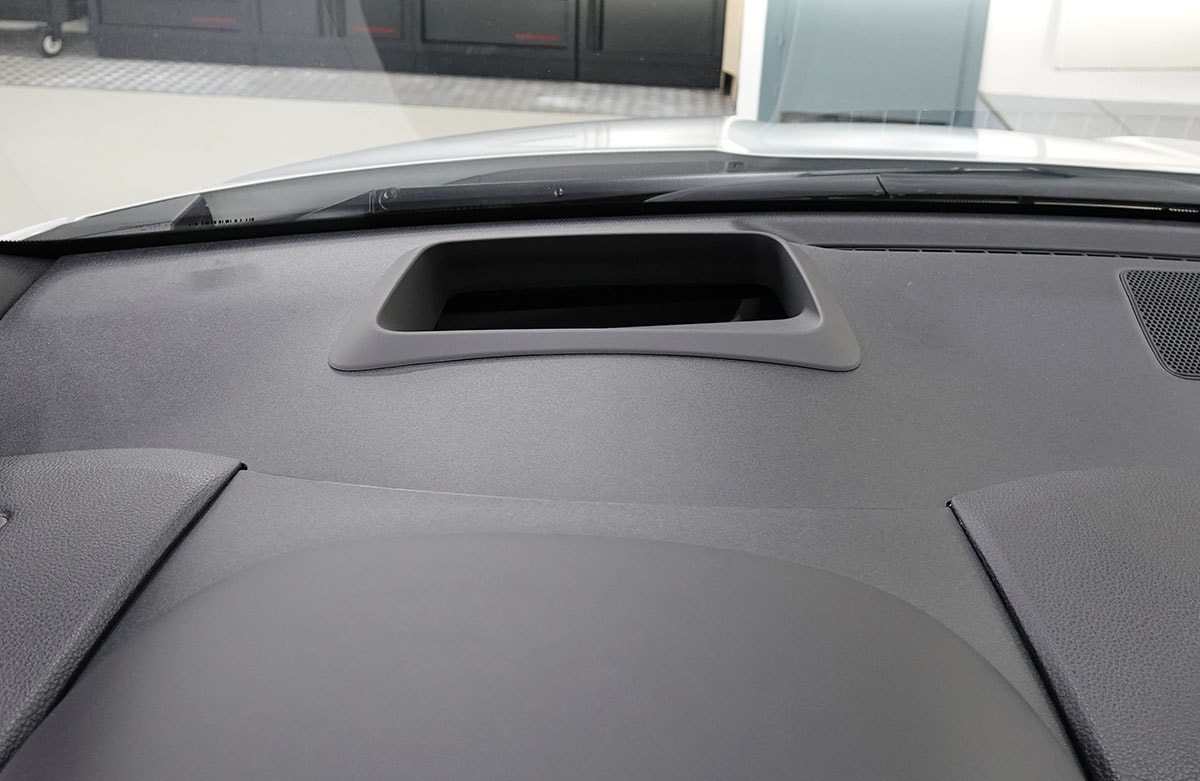 TOYOTA Yaris 1.5 GR Sport e-CVT Head-Up Display-image-12