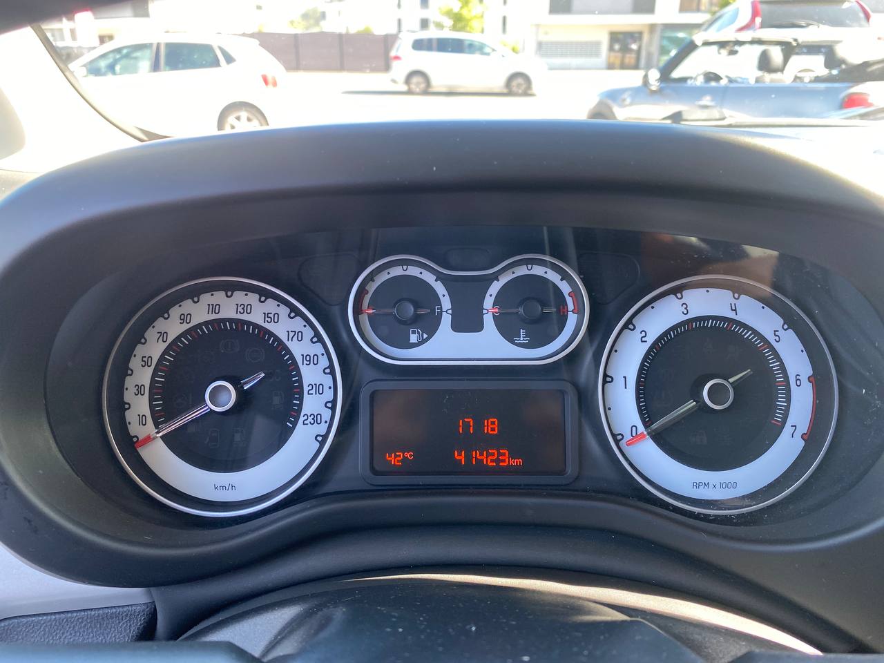 FIAT 500L 1.4 TB 16V Lounge-image-7