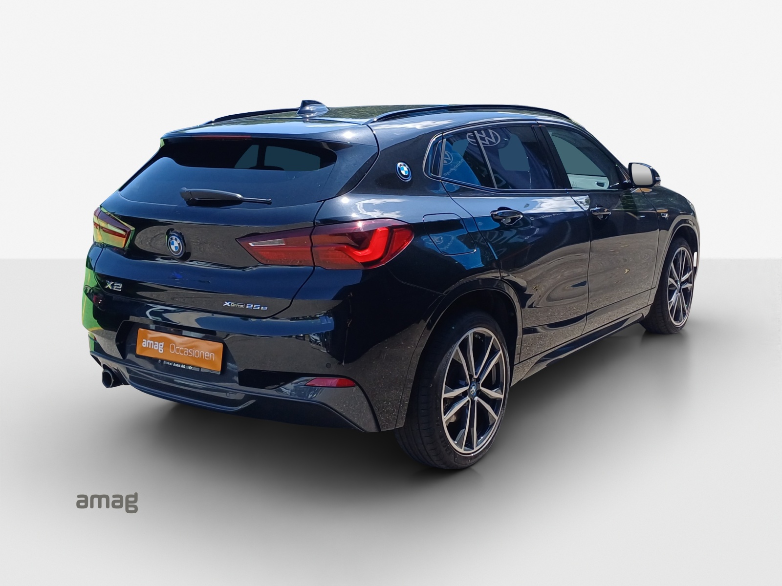 BMW X2 xDrive 25e M Sport Steptronic-image-4