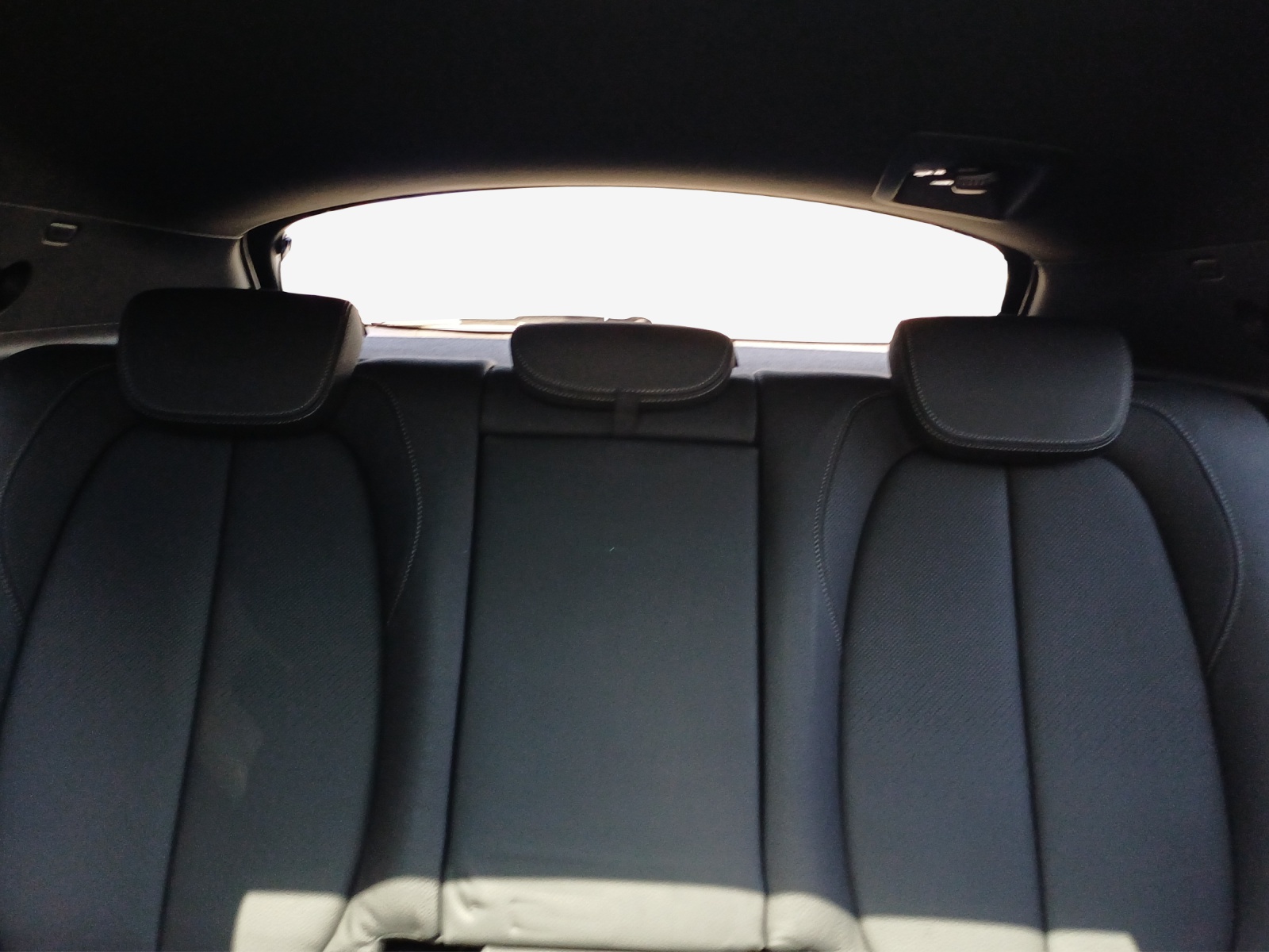 BMW X2 xDrive 25e M Sport Steptronic-image-11