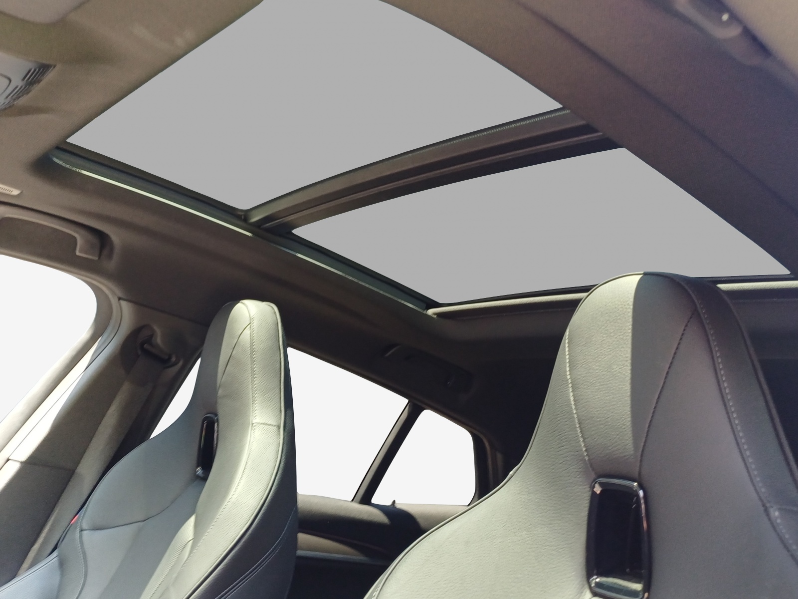 BMW X2 xDrive 25e M Sport Steptronic-image-13
